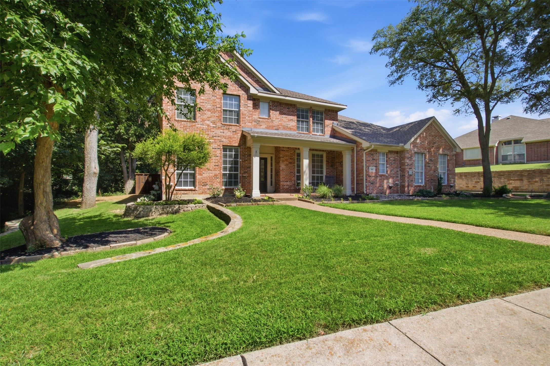 604 Creek View Drive