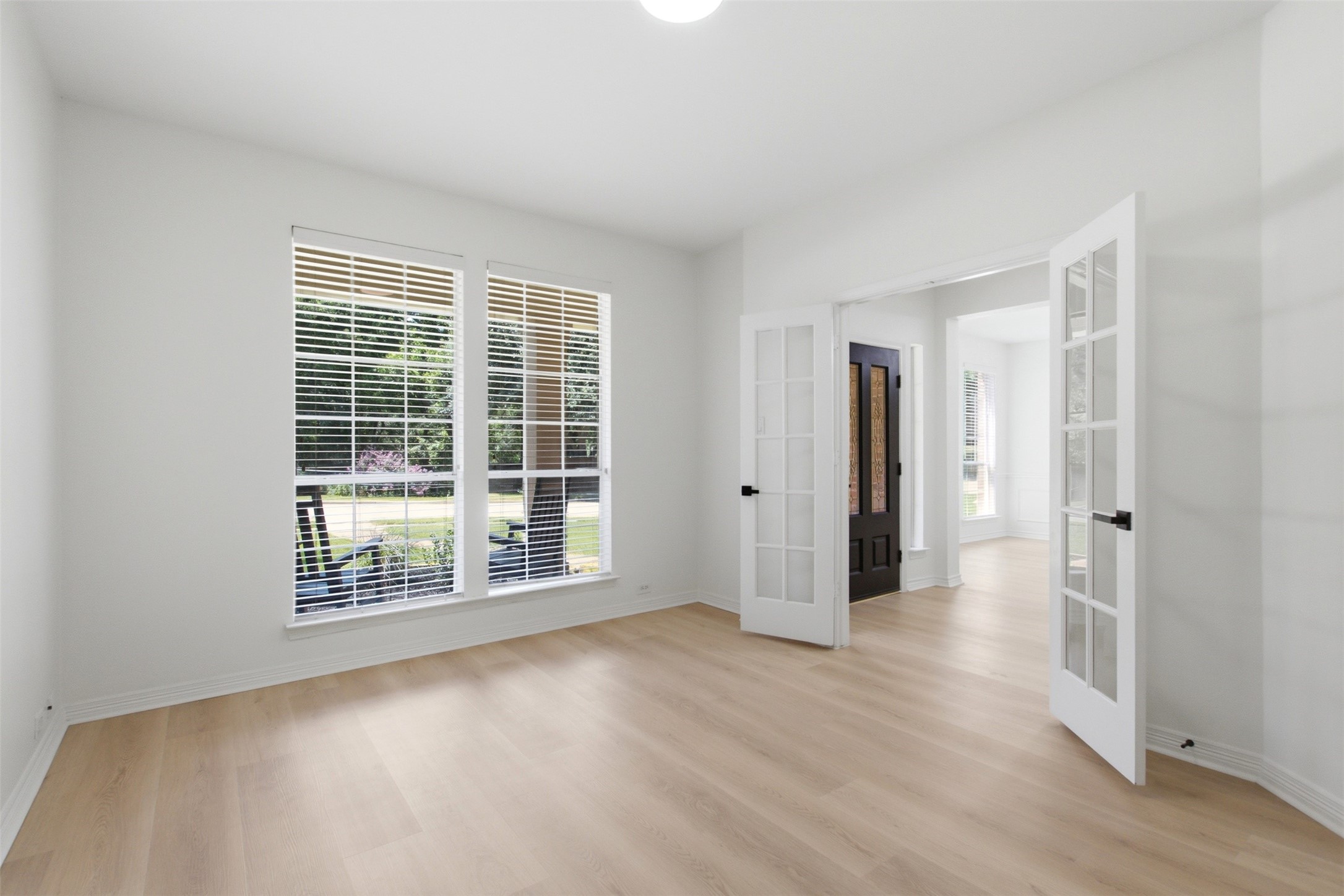 604 Creek View Drive