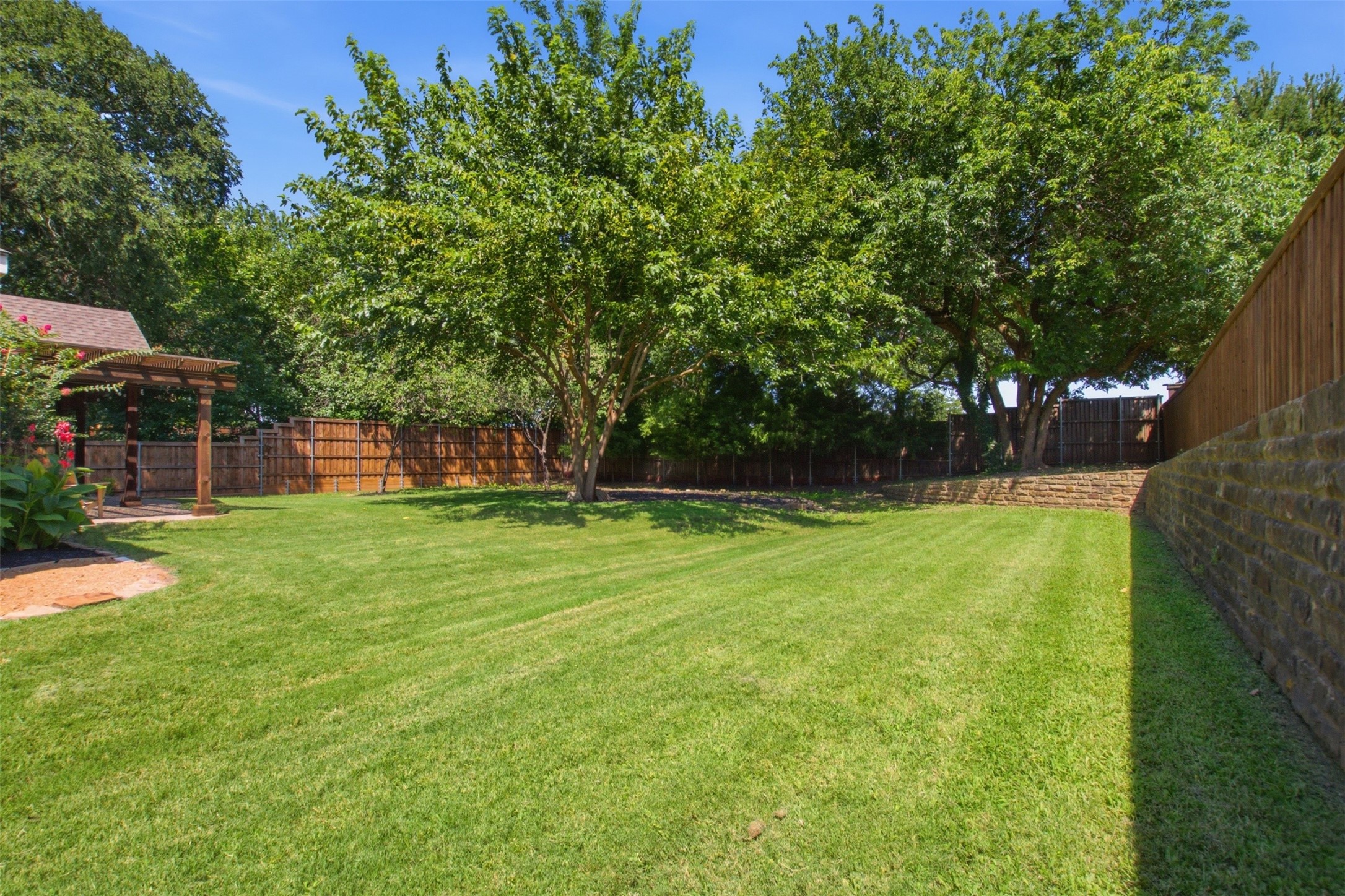 604 Creek View Drive