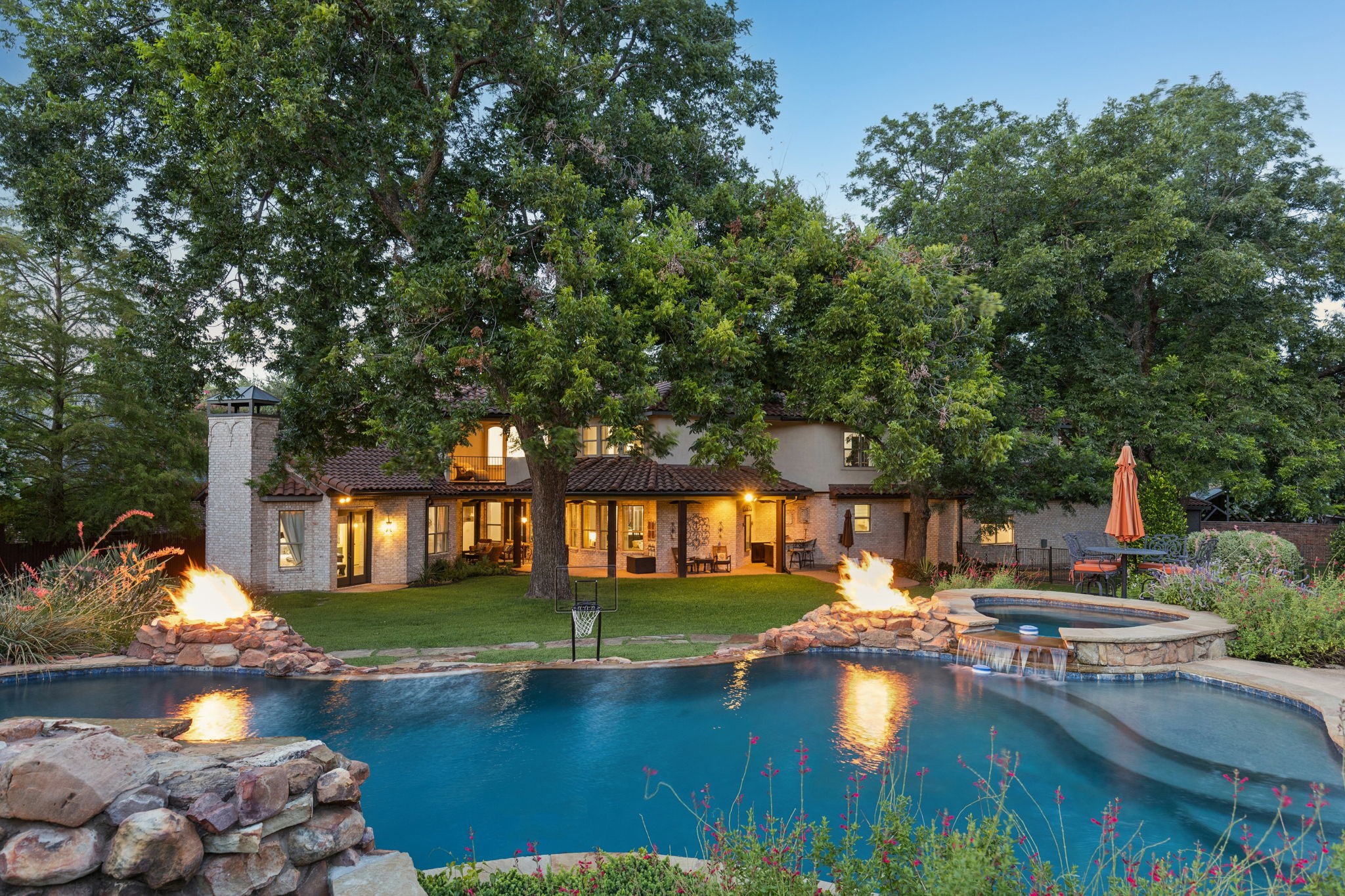 3505 Greystone Court