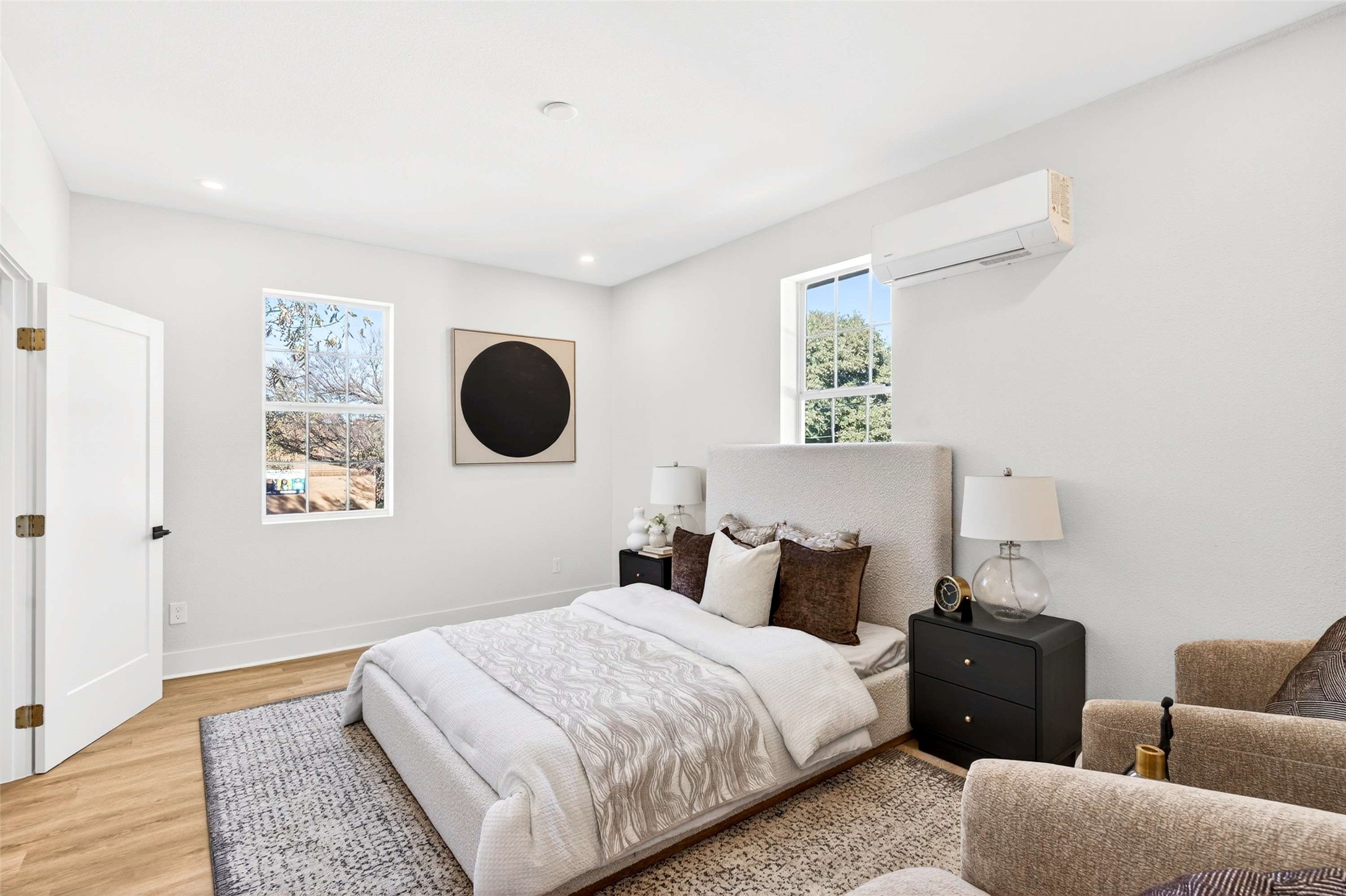 435 W 9th Street