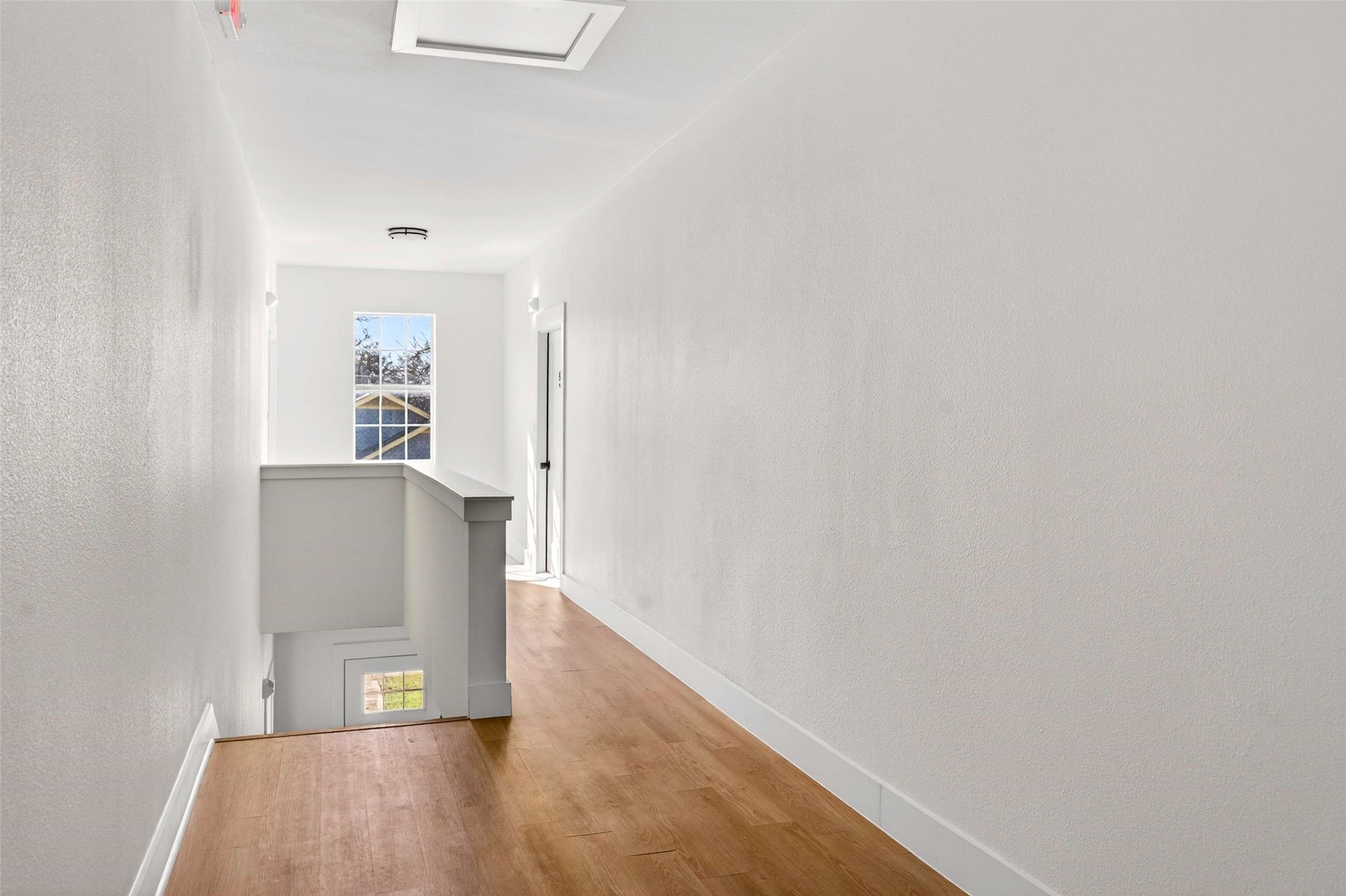 435 W 9th Street