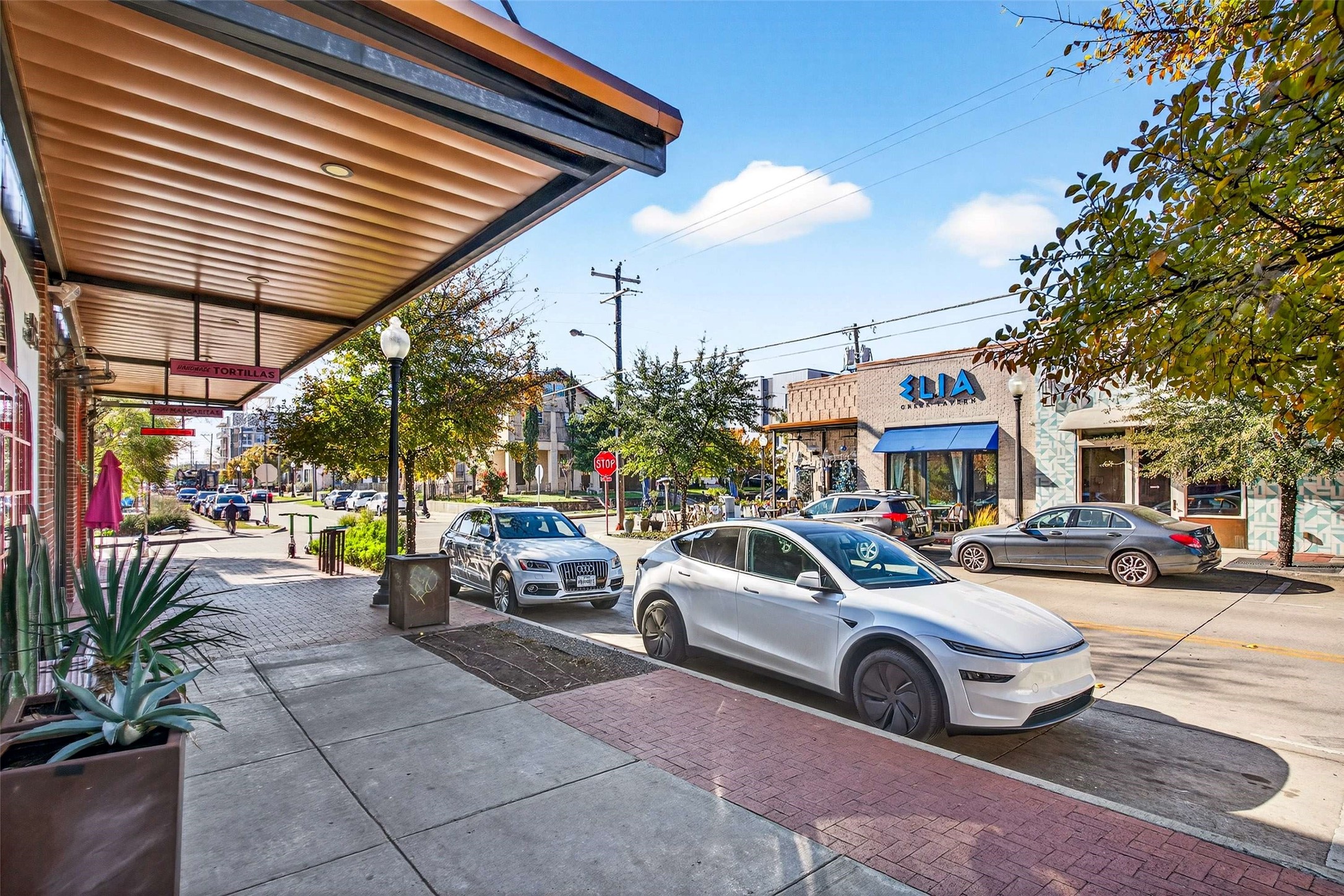 435 W 9th Street