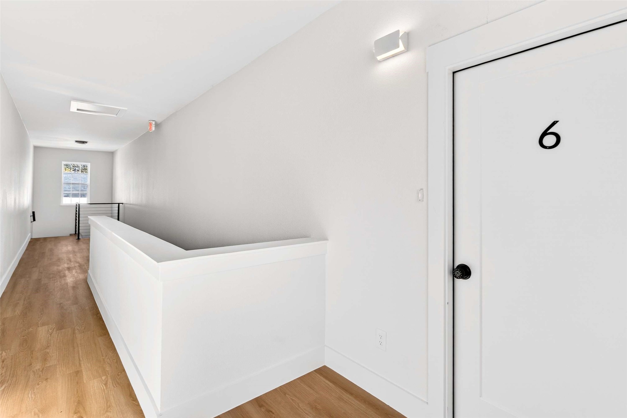 435 W 9th Street