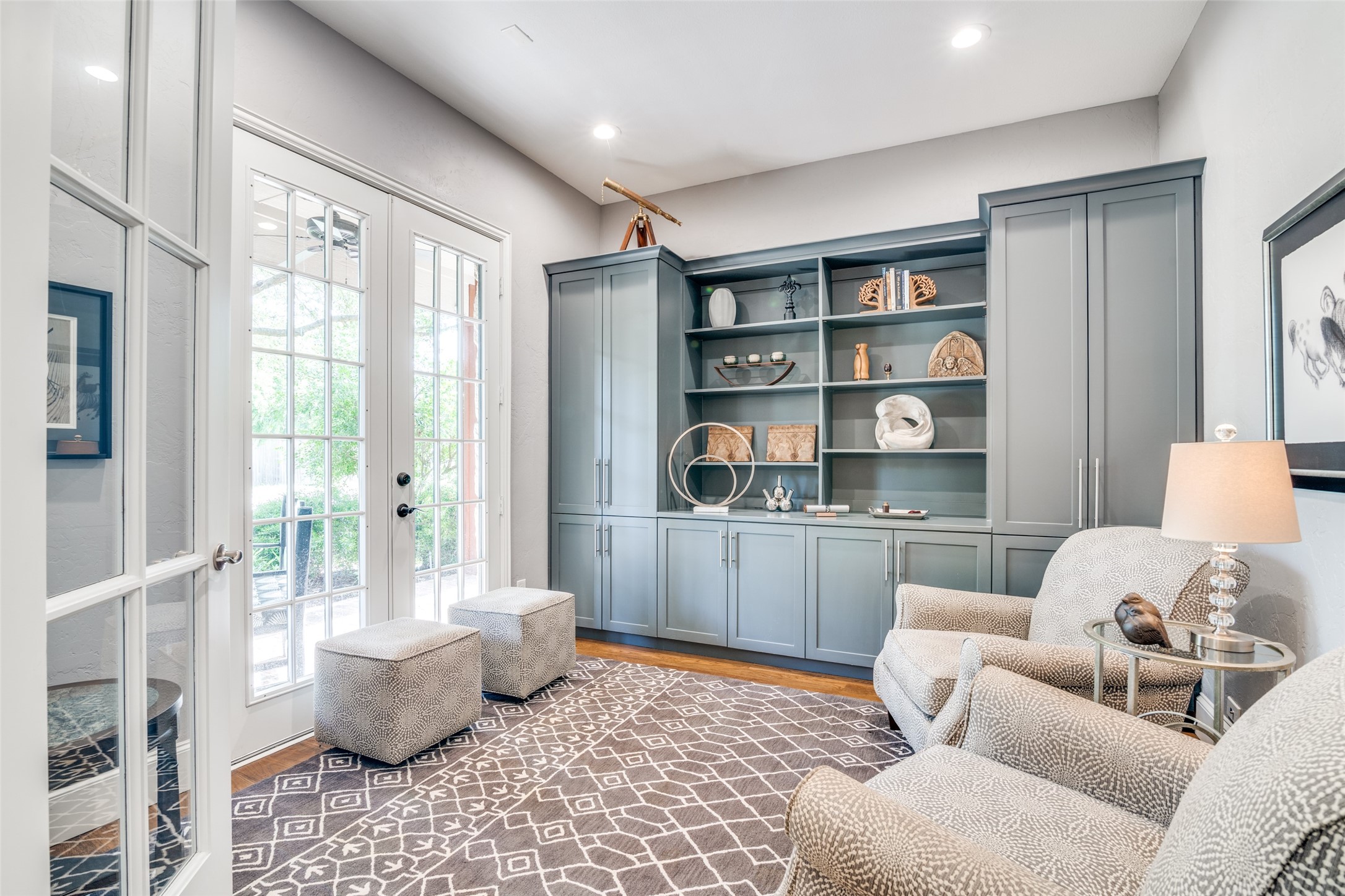716 Ashley Place
