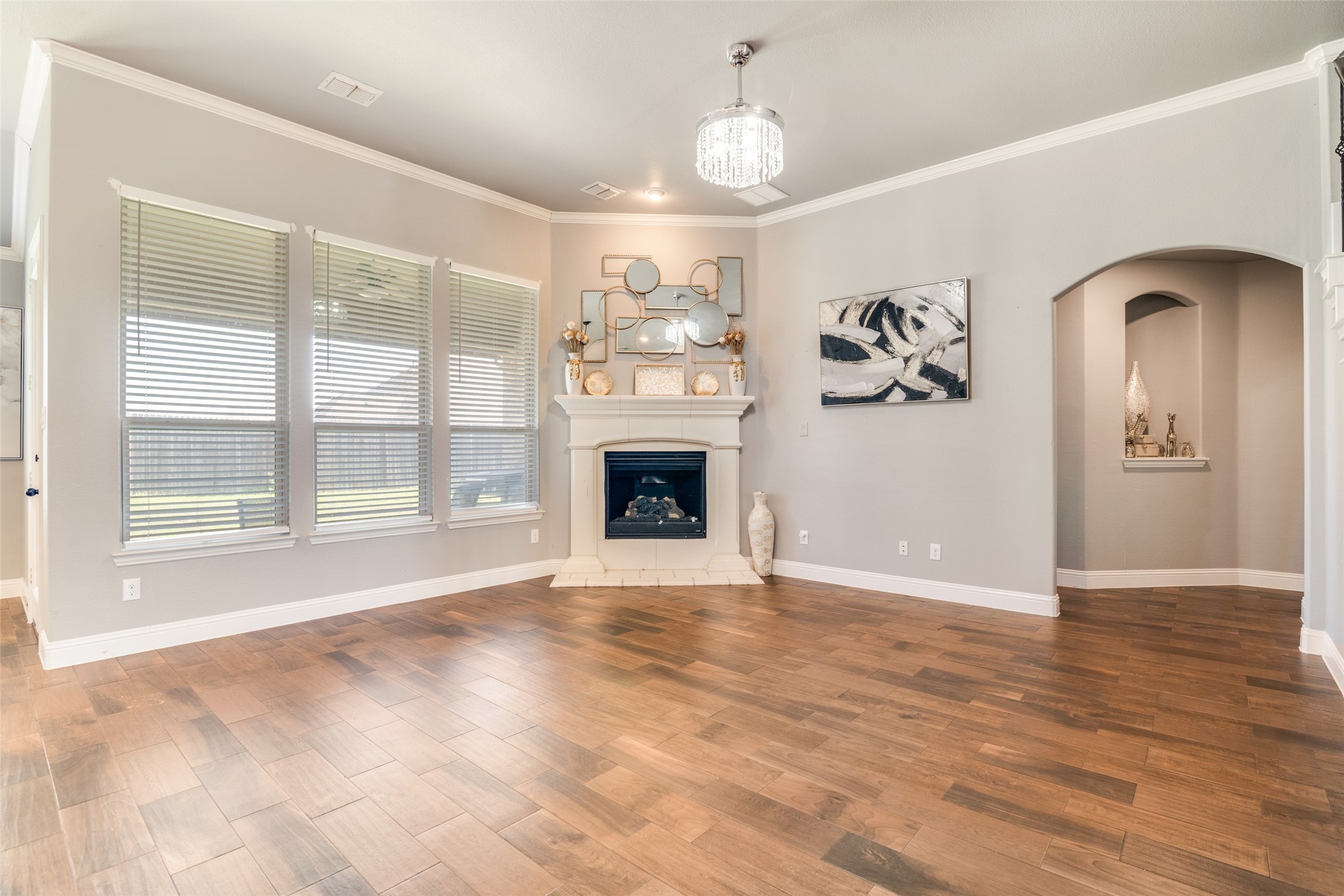 9615 Edgeway Circle