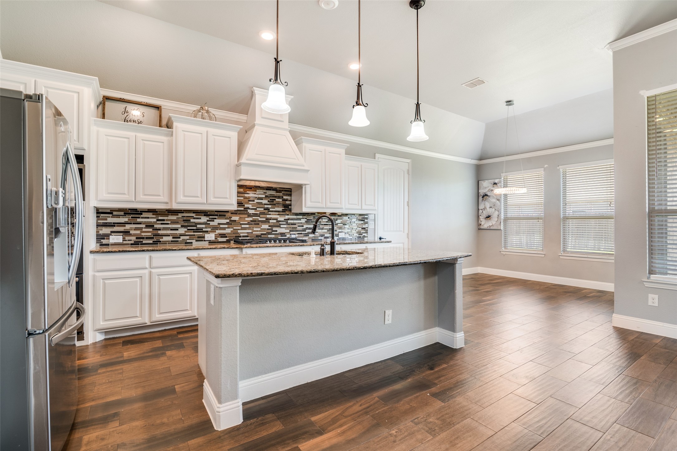9615 Edgeway Circle