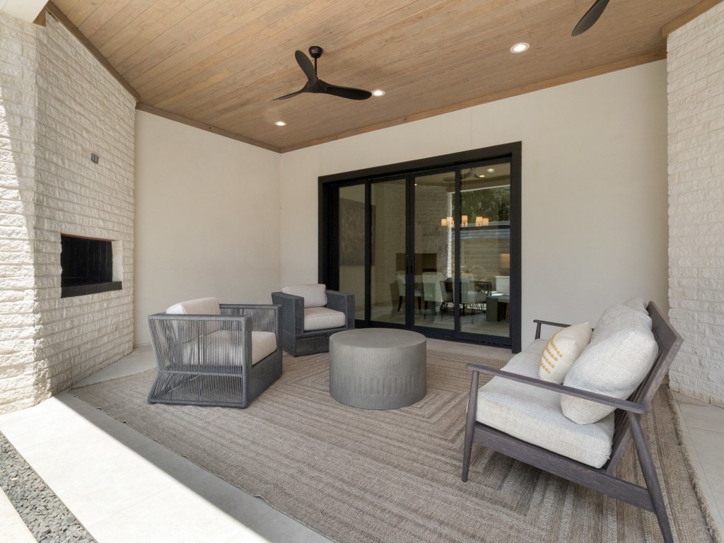 9539 Boedeker Drive