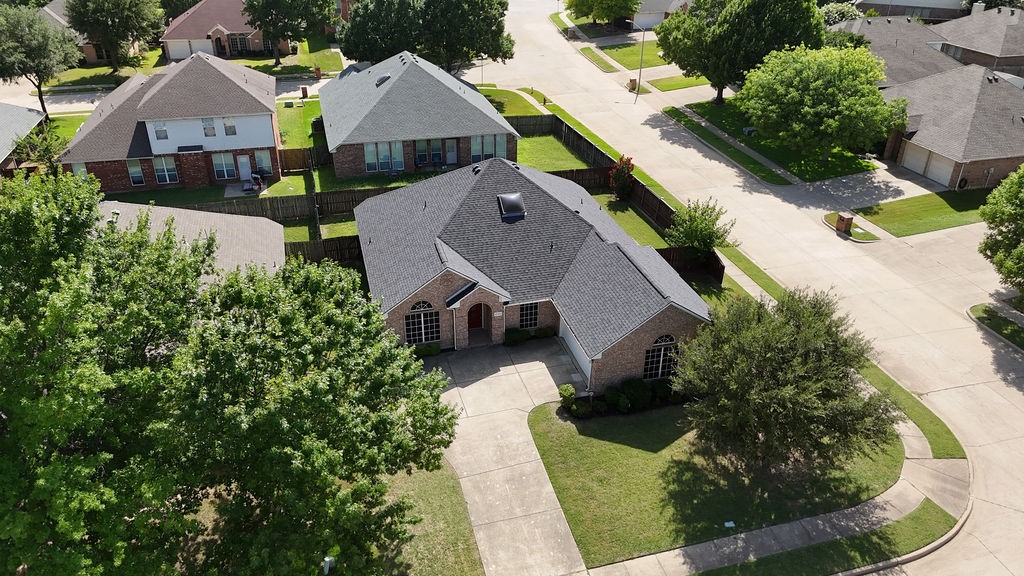 2723 Lake Way Drive
