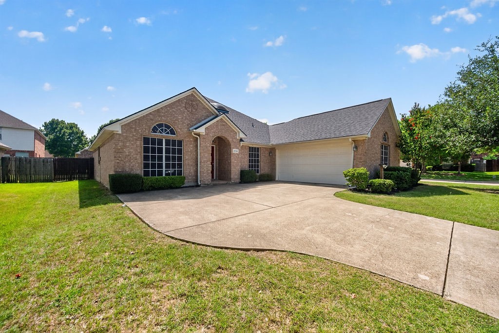 2723 Lake Way Drive