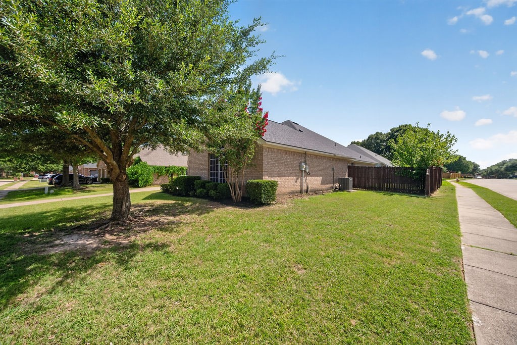 2723 Lake Way Drive