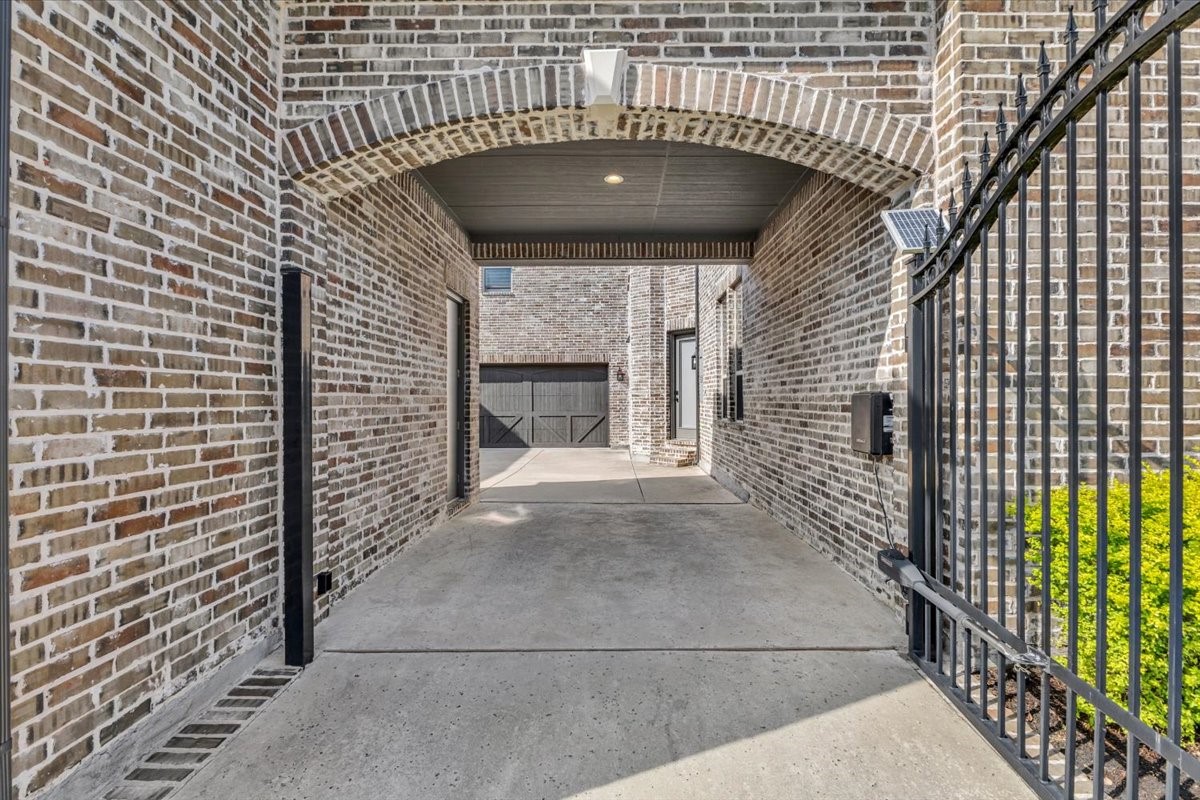 4049 Covent Garden Lane