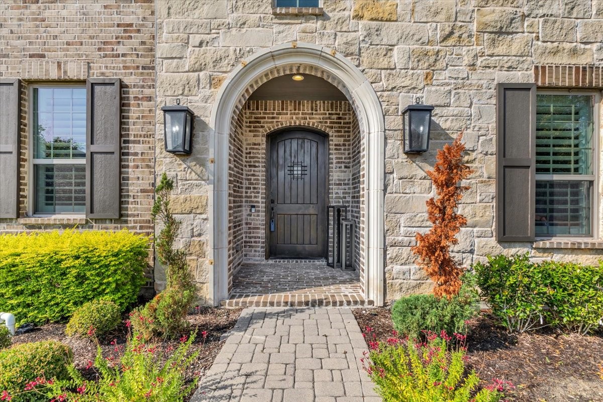 4049 Covent Garden Lane