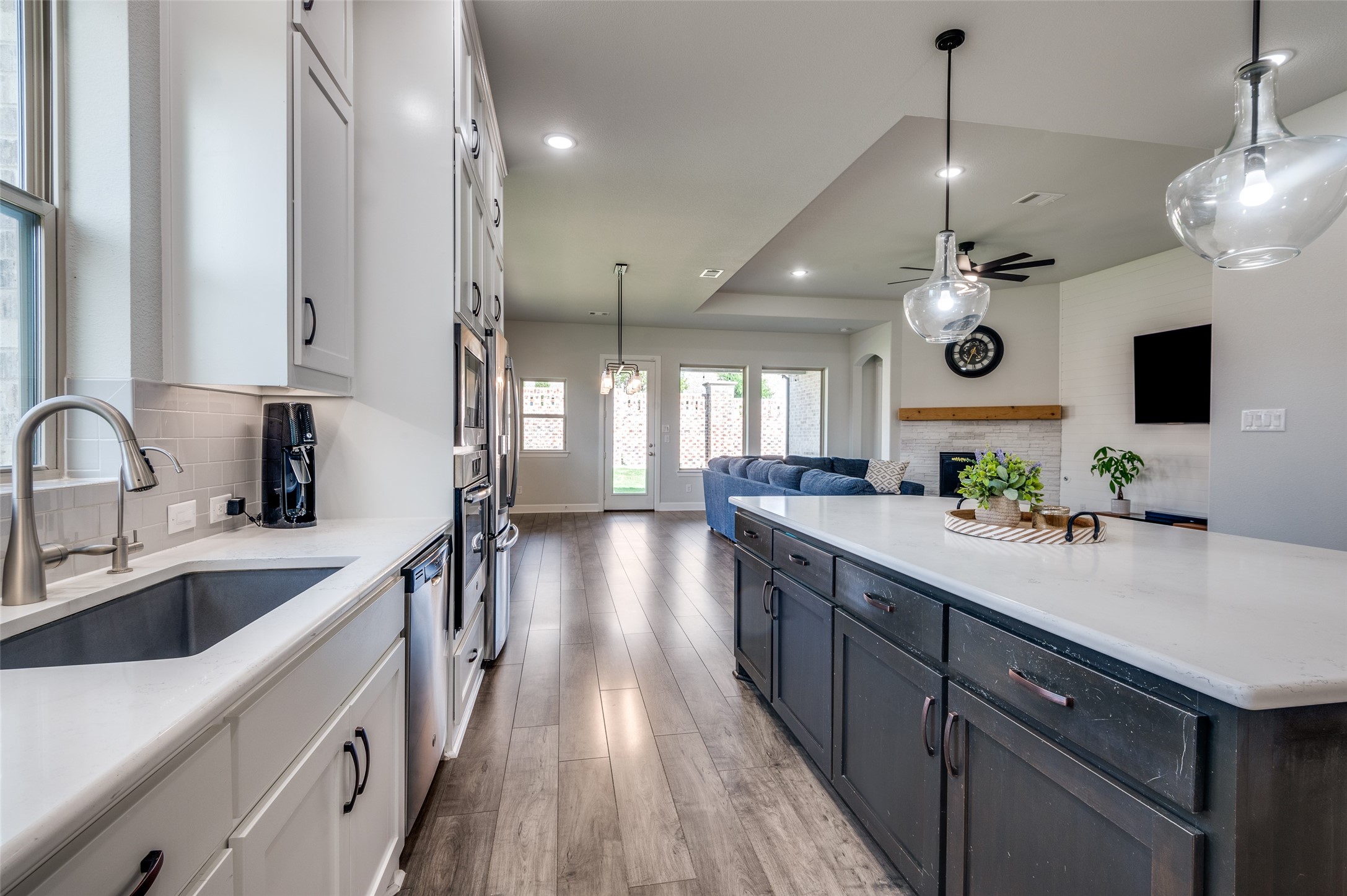 3128 Lexington Drive