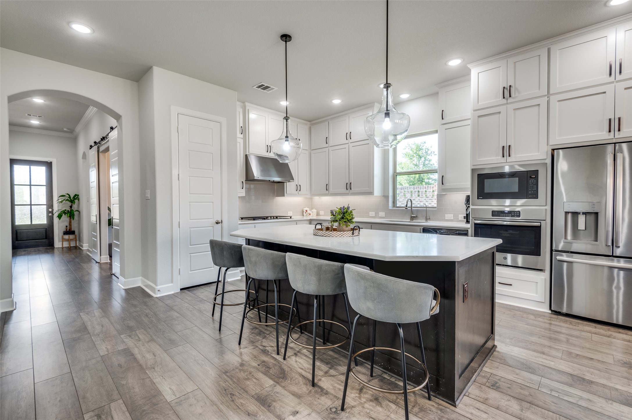 3128 Lexington Drive