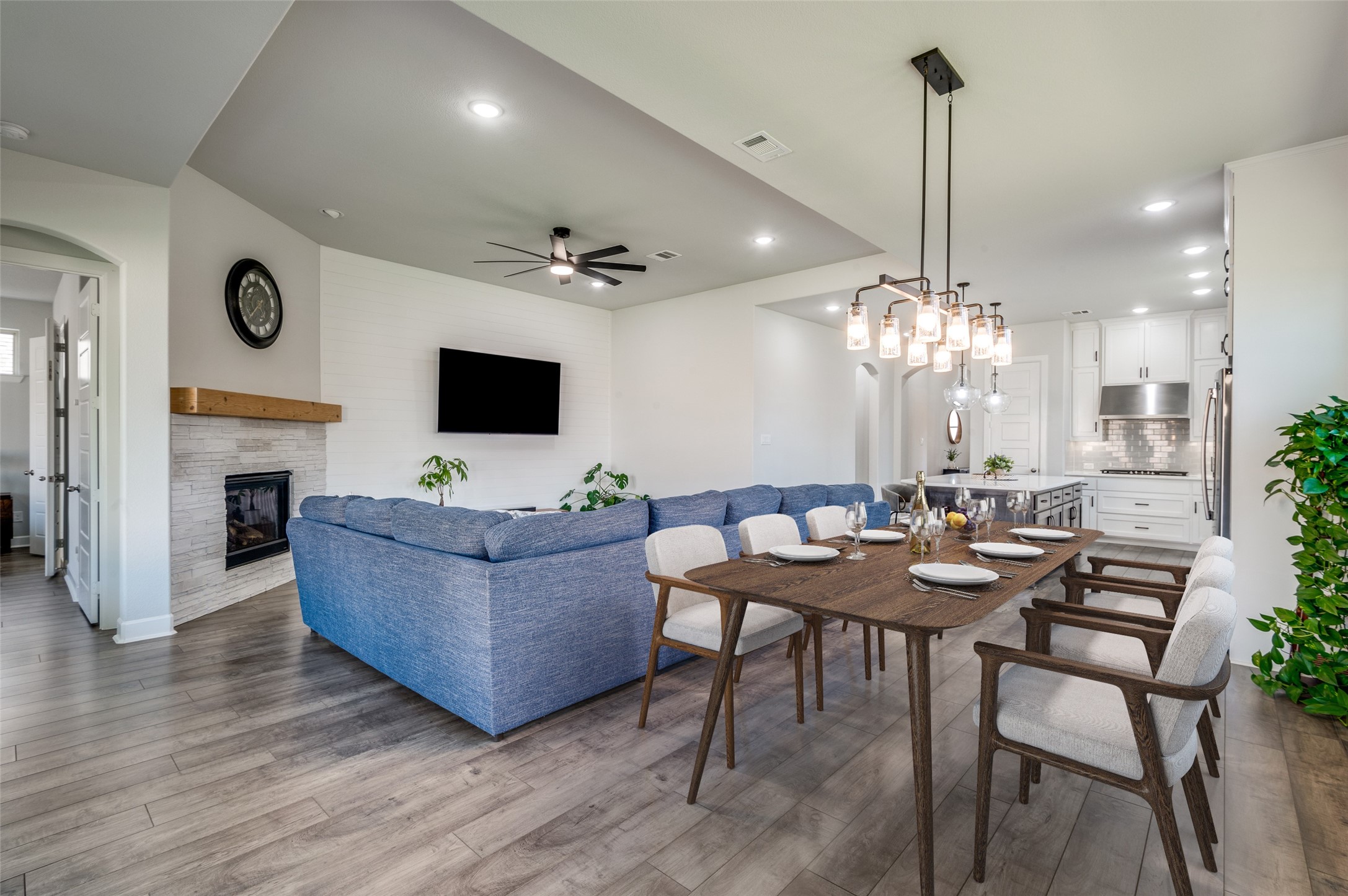 3128 Lexington Drive