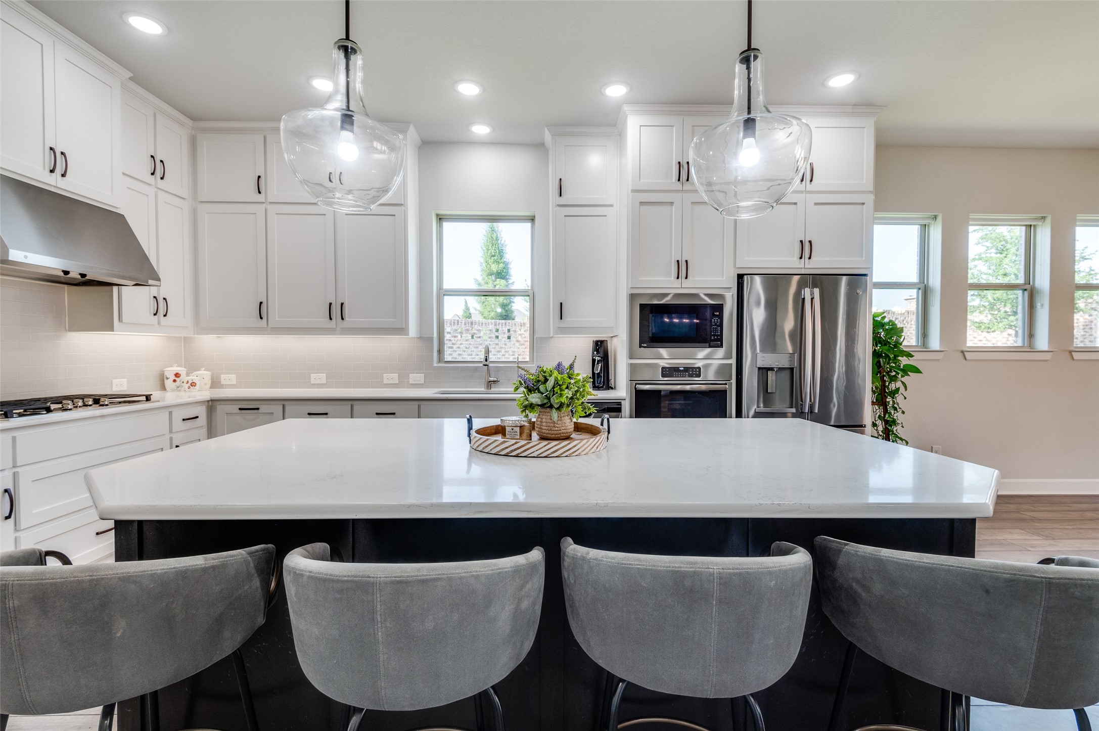 3128 Lexington Drive