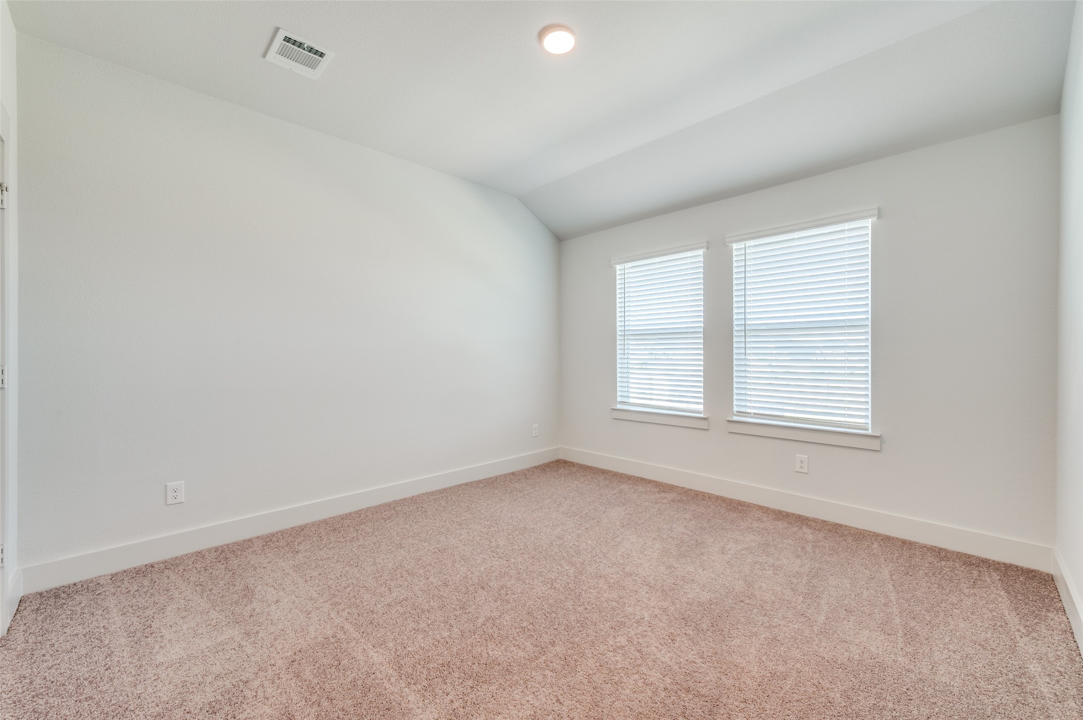 4553 Lamplights Drive