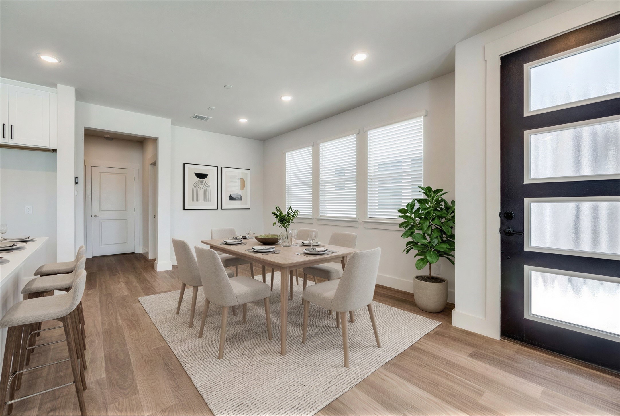 4553 Lamplights Drive
