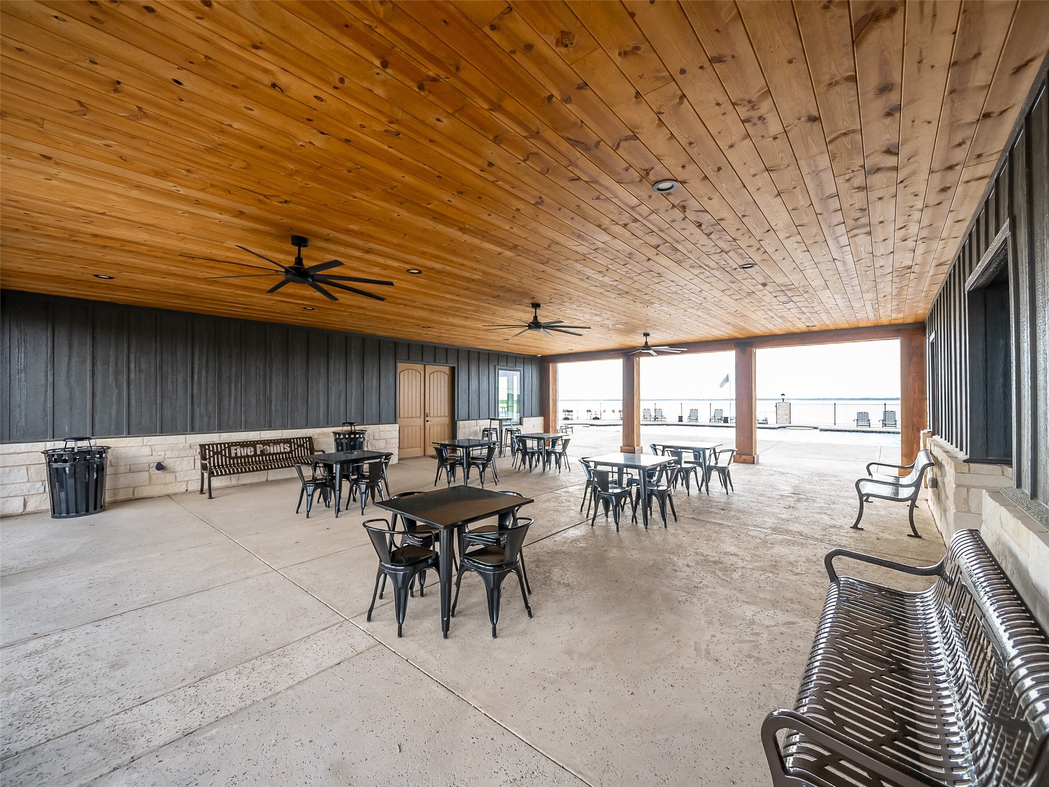 398 Timberland Heights