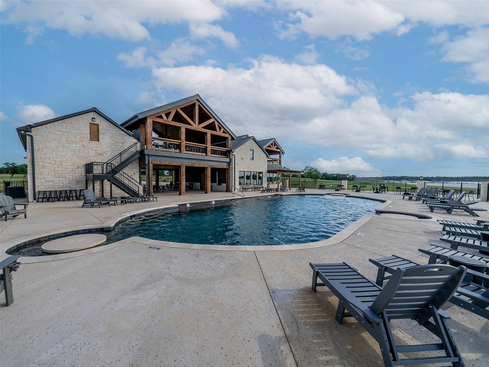 398 Timberland Heights