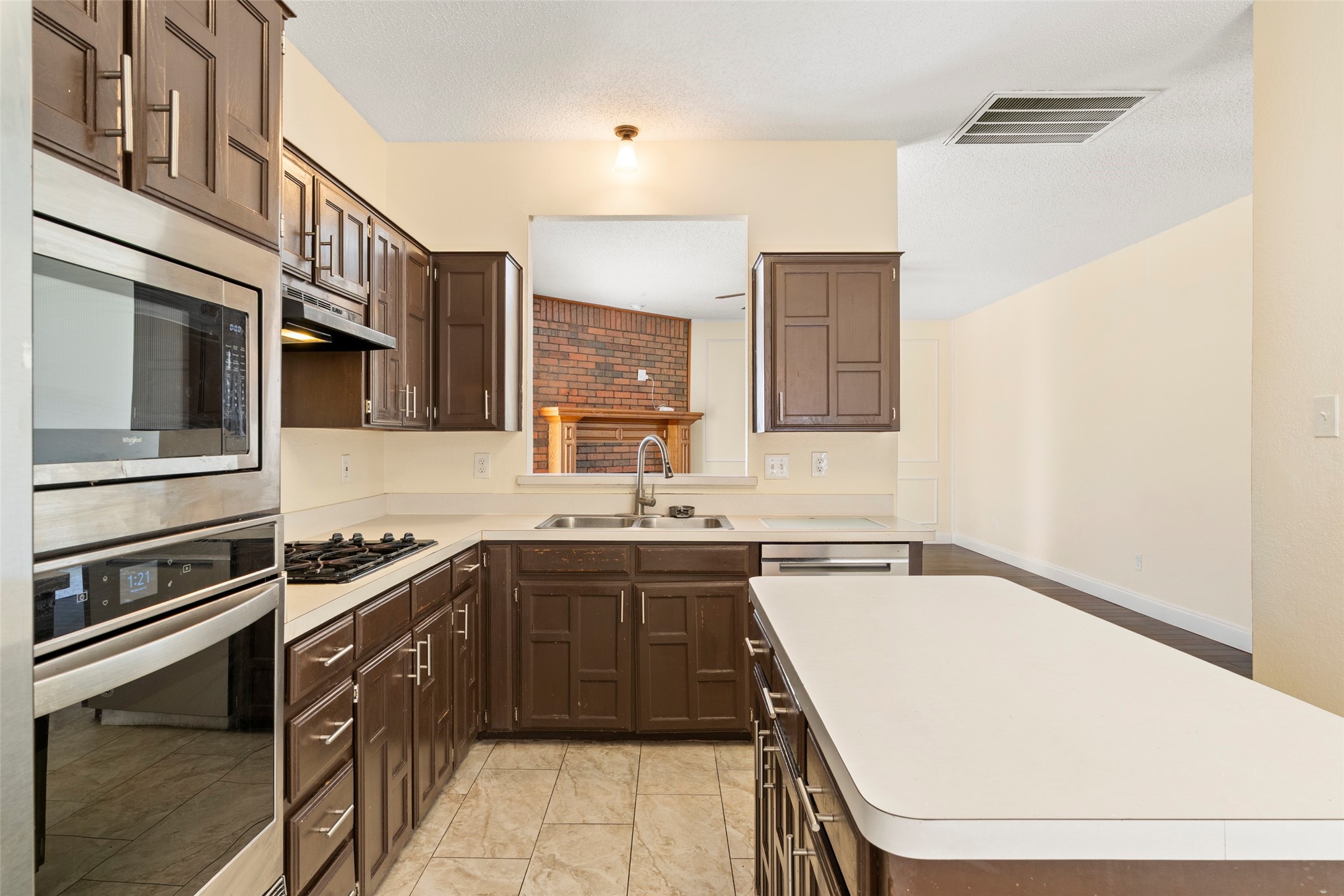2522 Primrose Lane