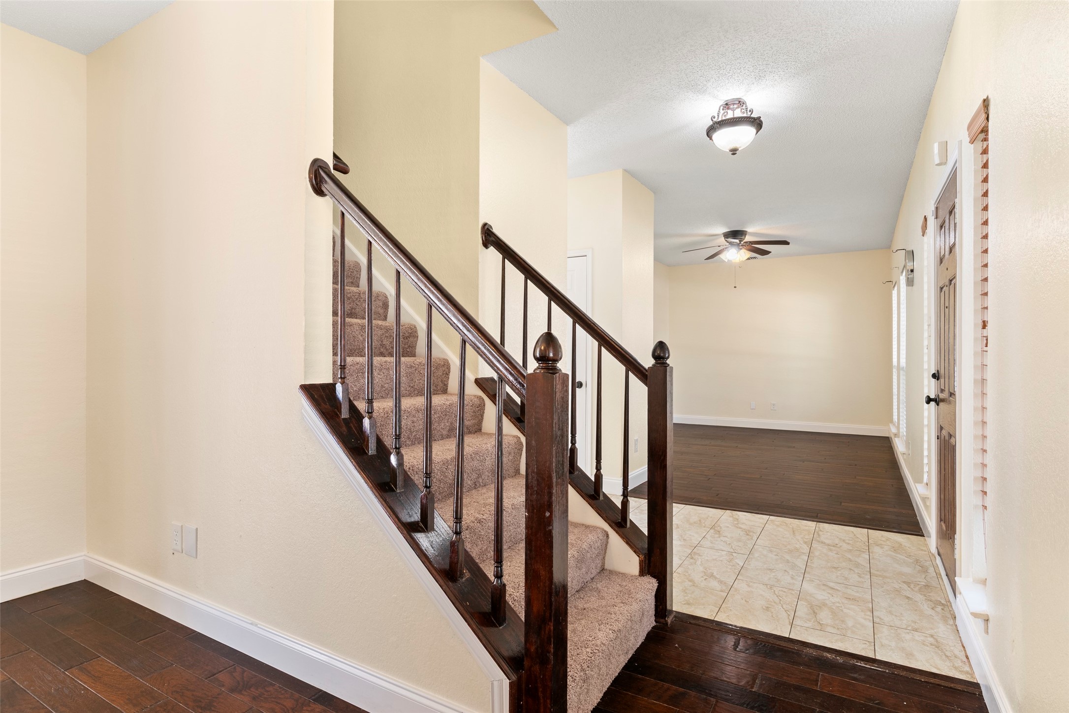 2522 Primrose Lane