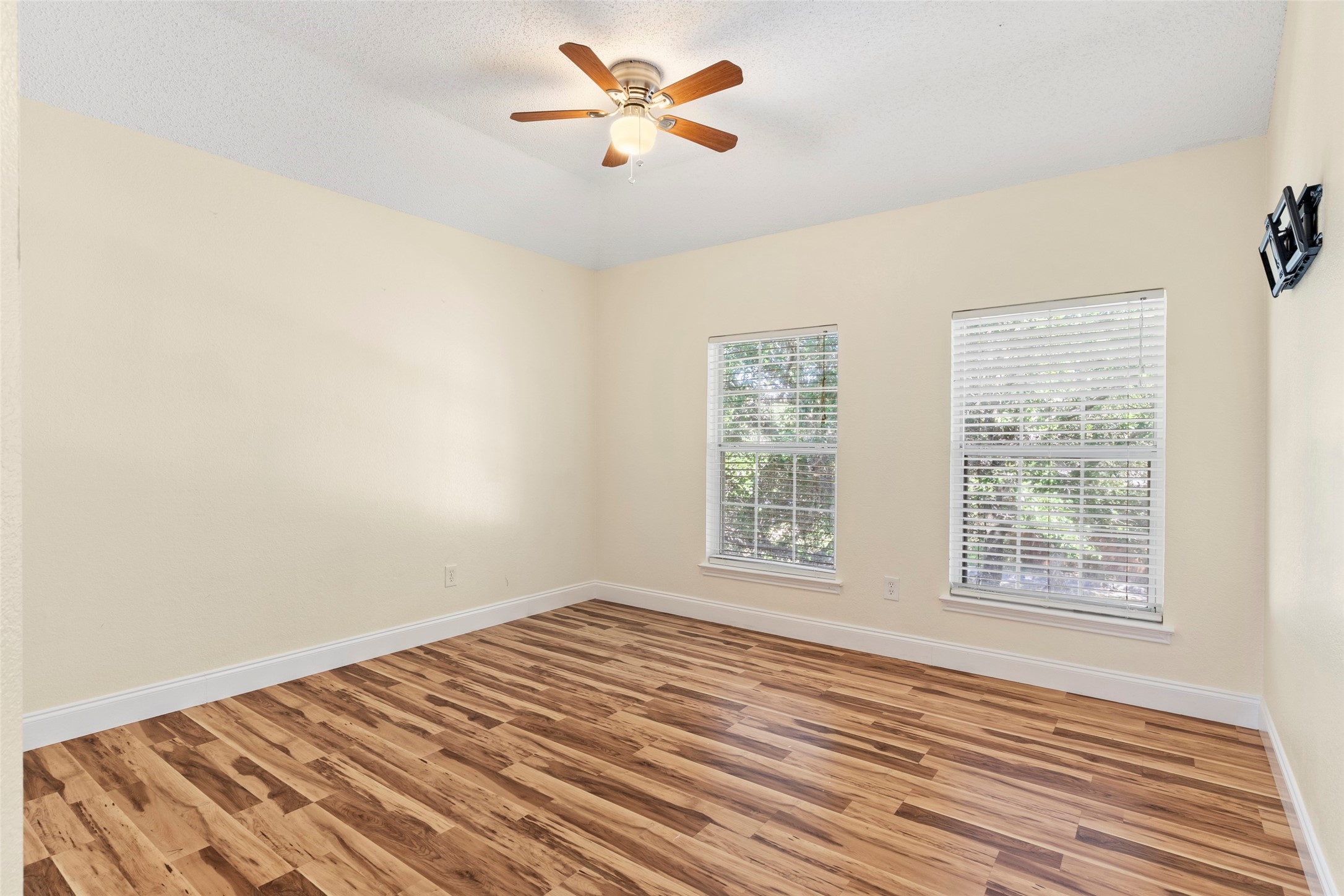 2522 Primrose Lane