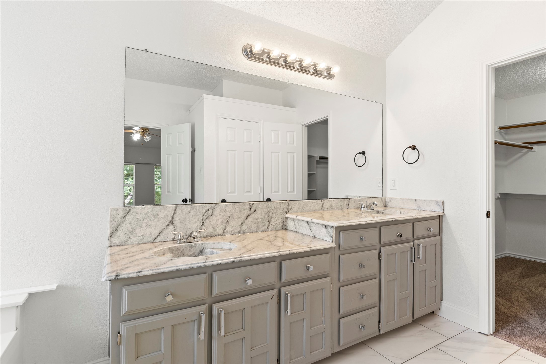 2522 Primrose Lane