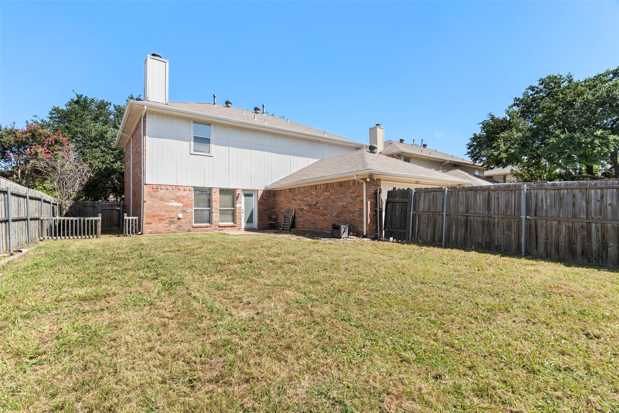 2522 Primrose Lane