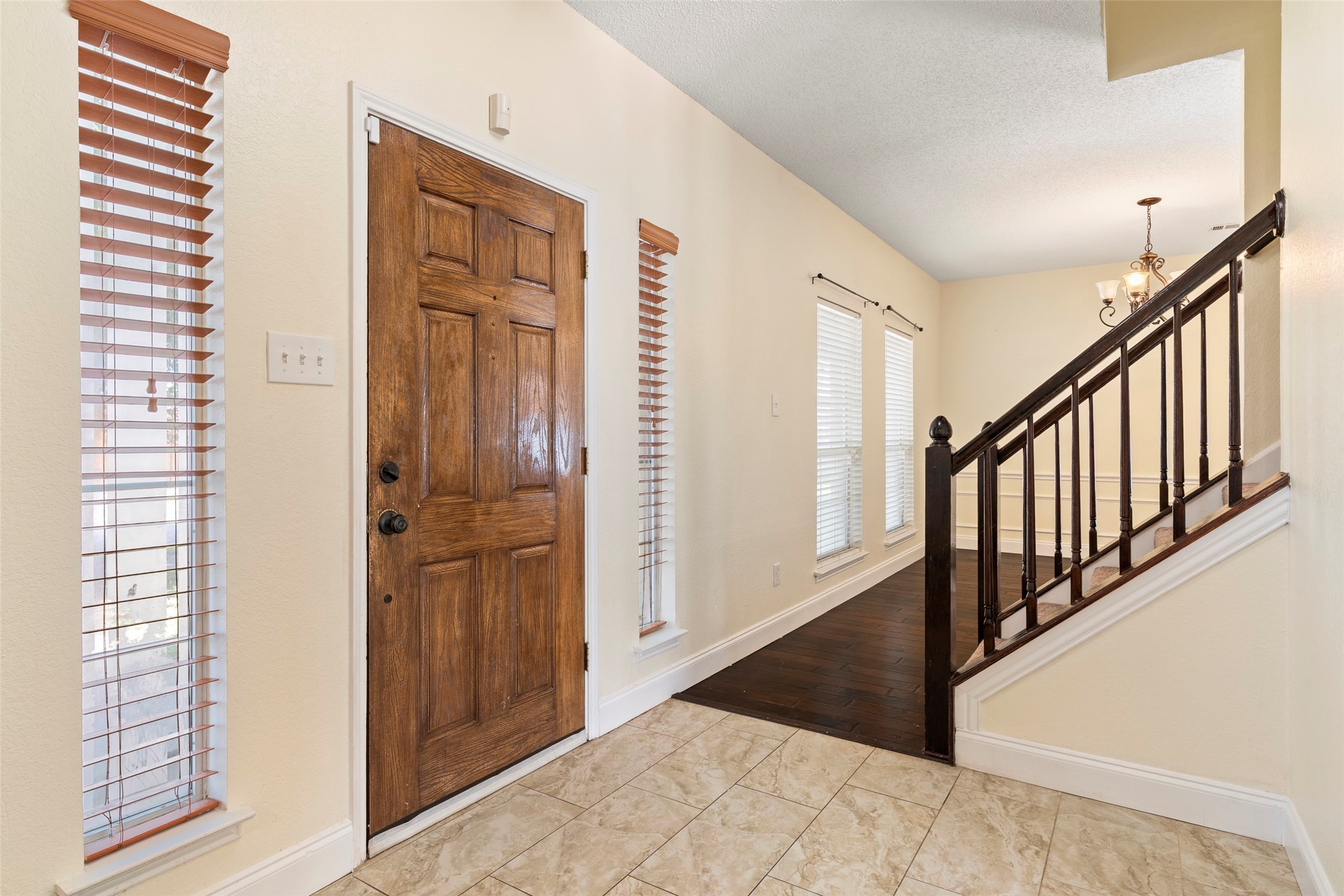 2522 Primrose Lane