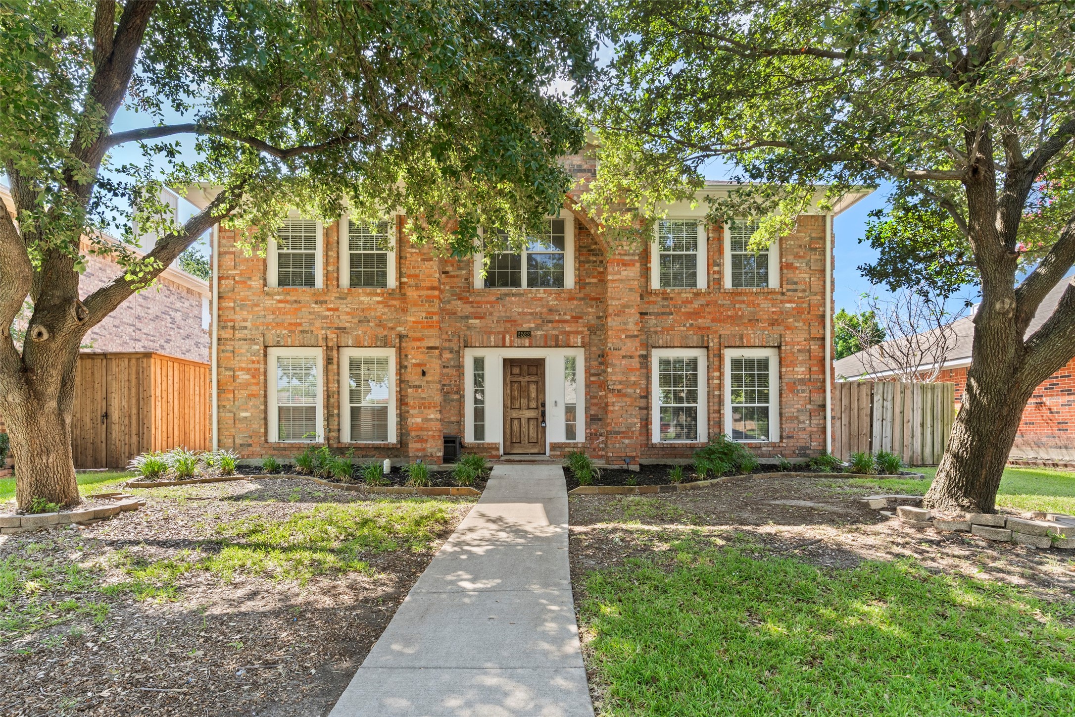 2522 Primrose Lane