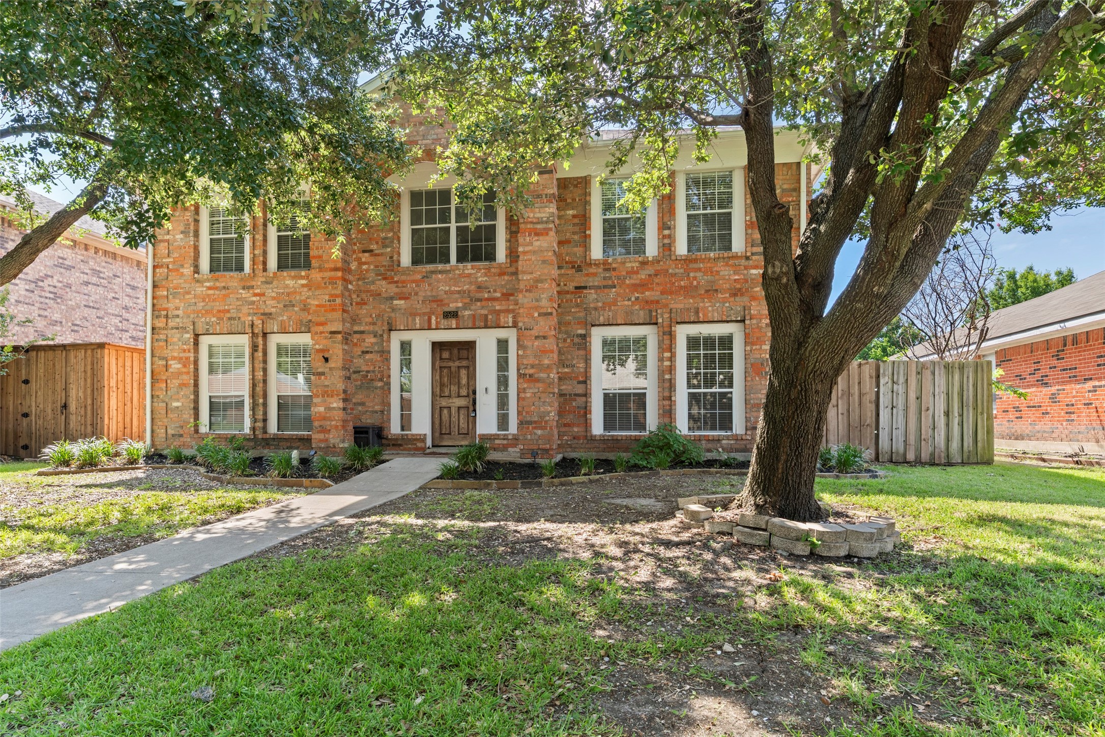 2522 Primrose Lane