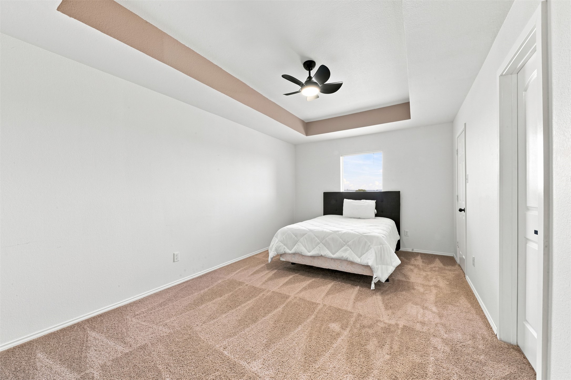 3936 Gillespie Drive