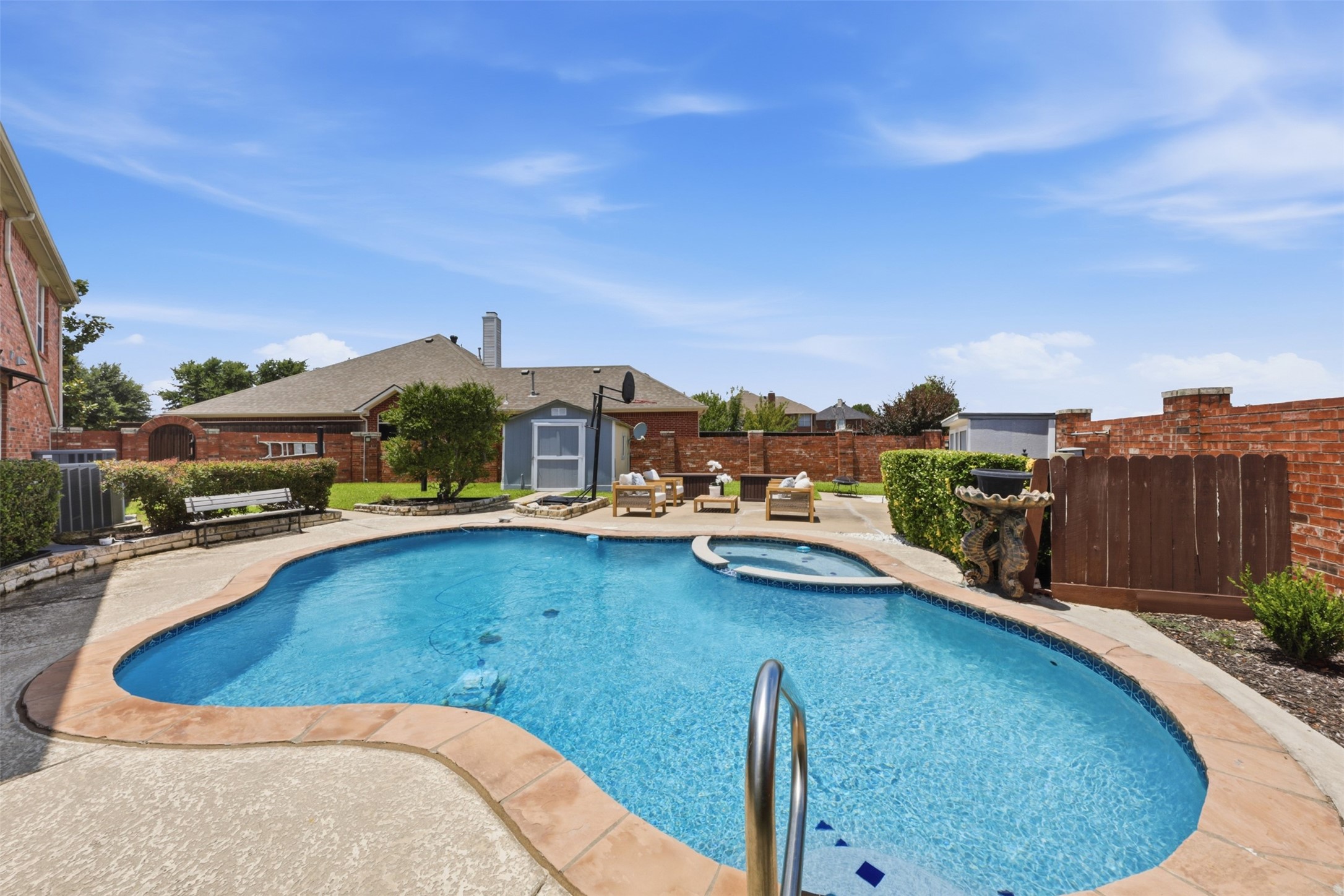 3936 Gillespie Drive
