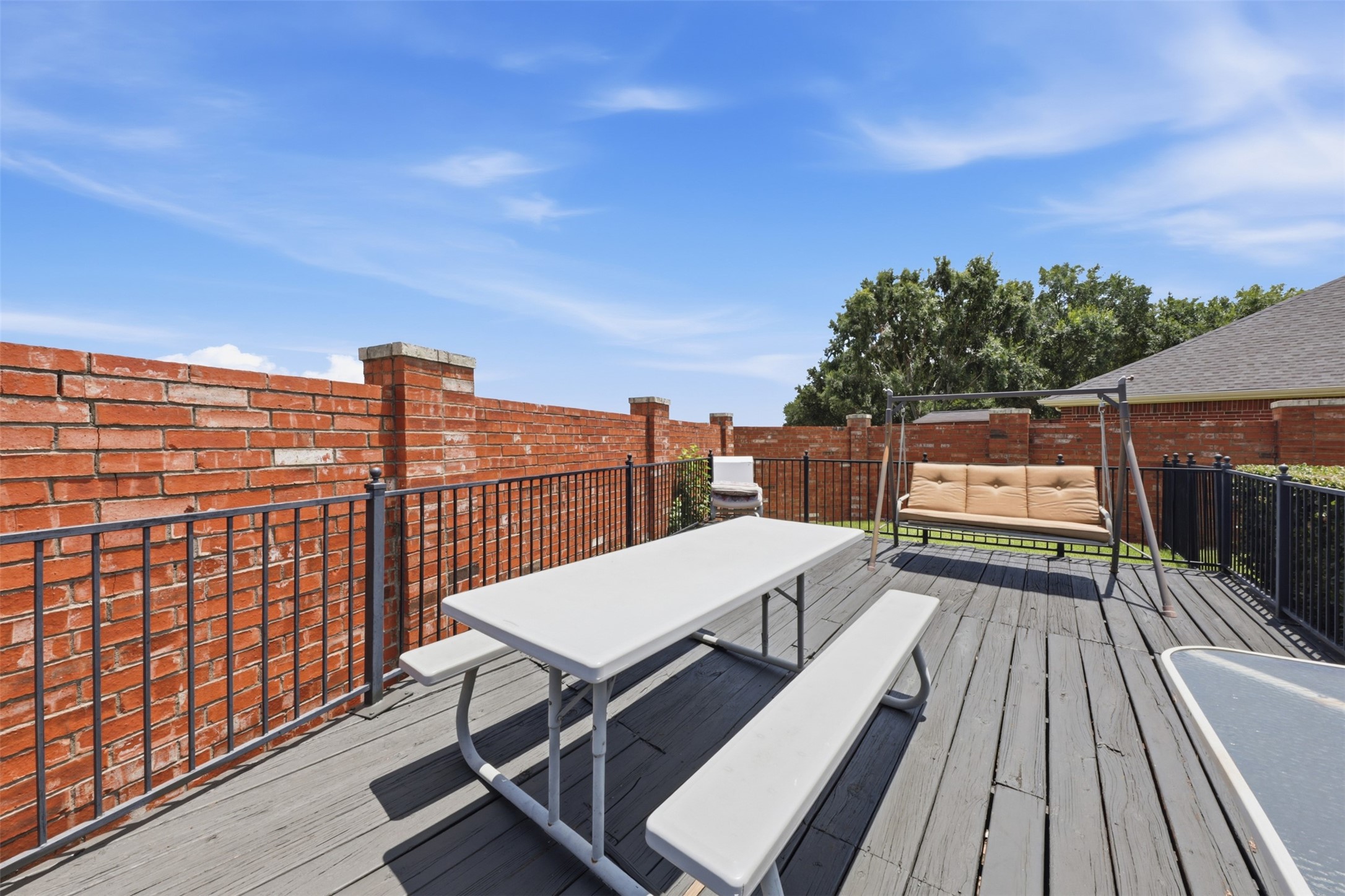 3936 Gillespie Drive