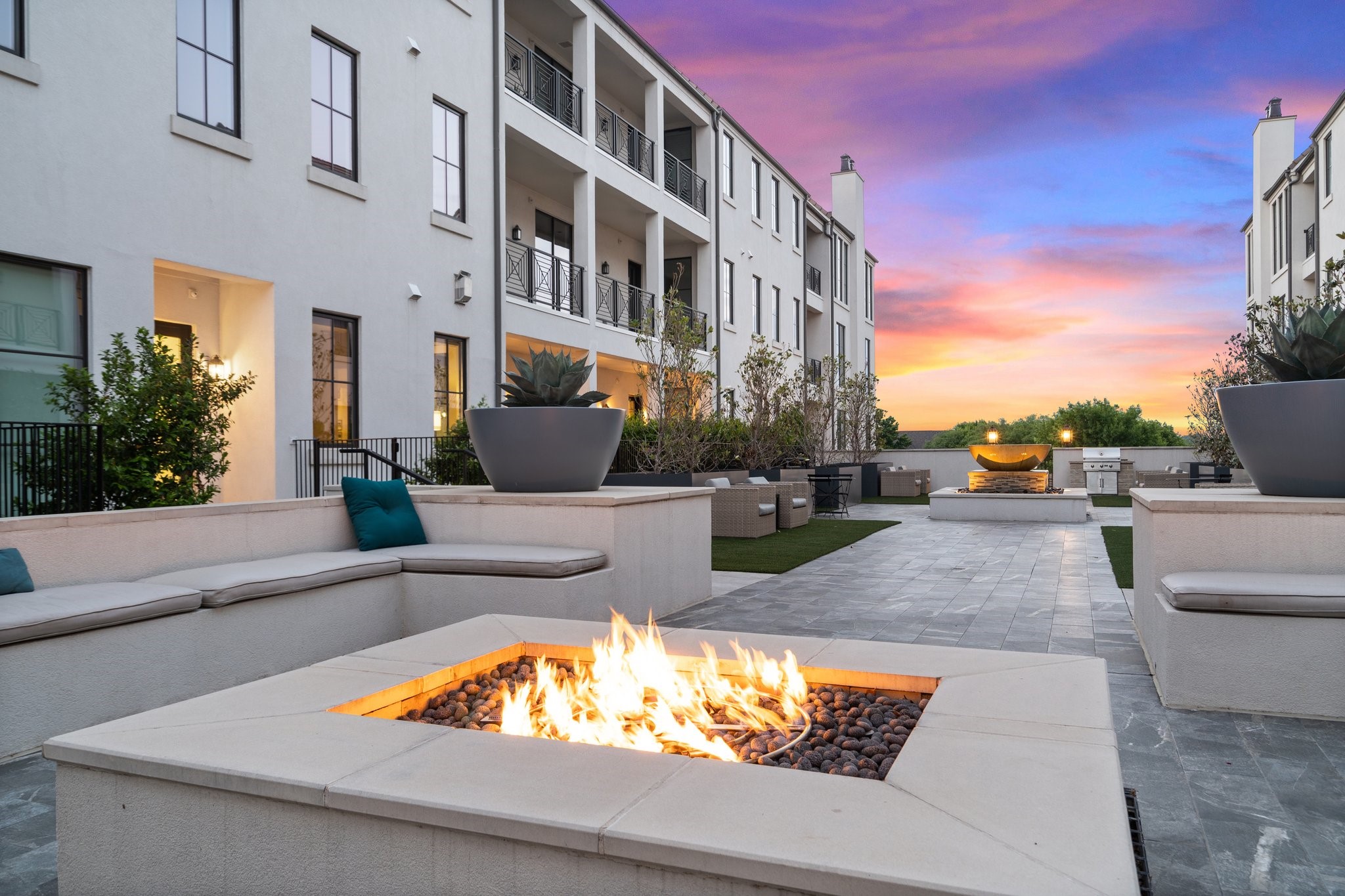 5270 Town & Country Boulevard 22