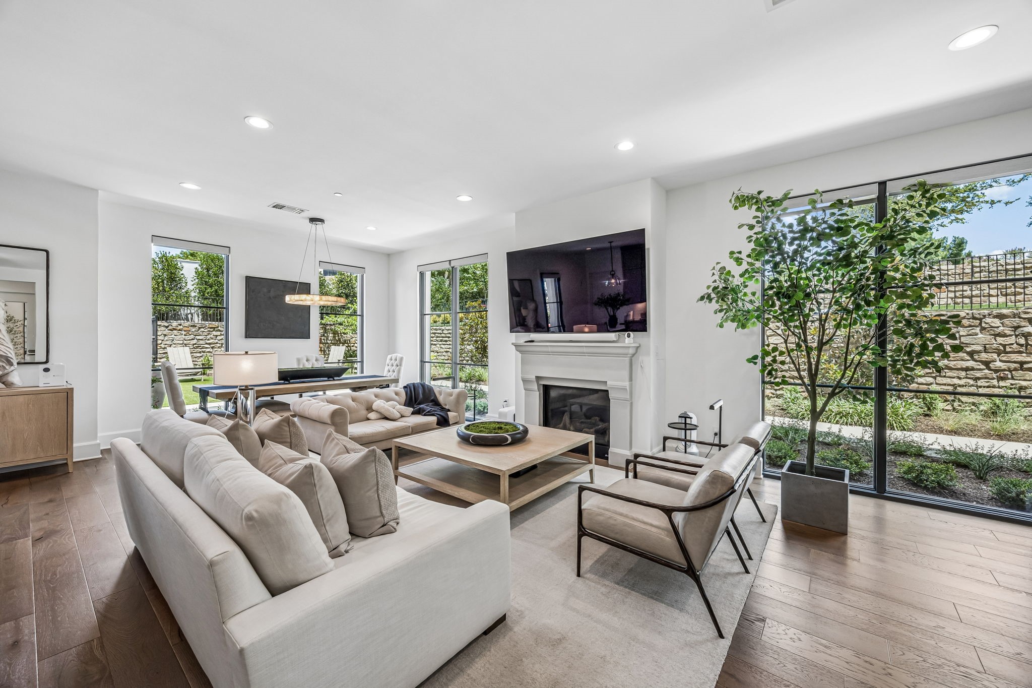 5270 Town & Country Boulevard 22