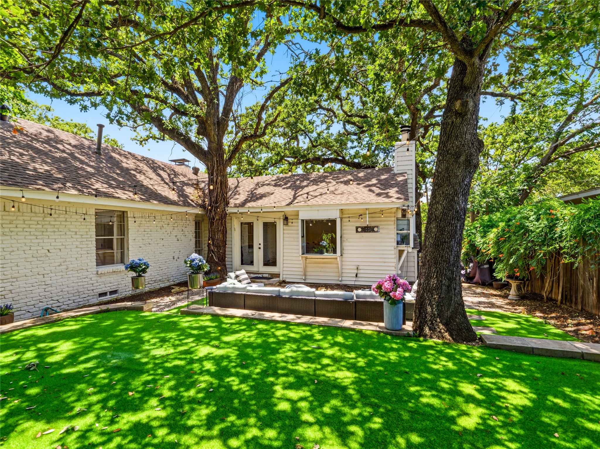 109 Oaktree Drive