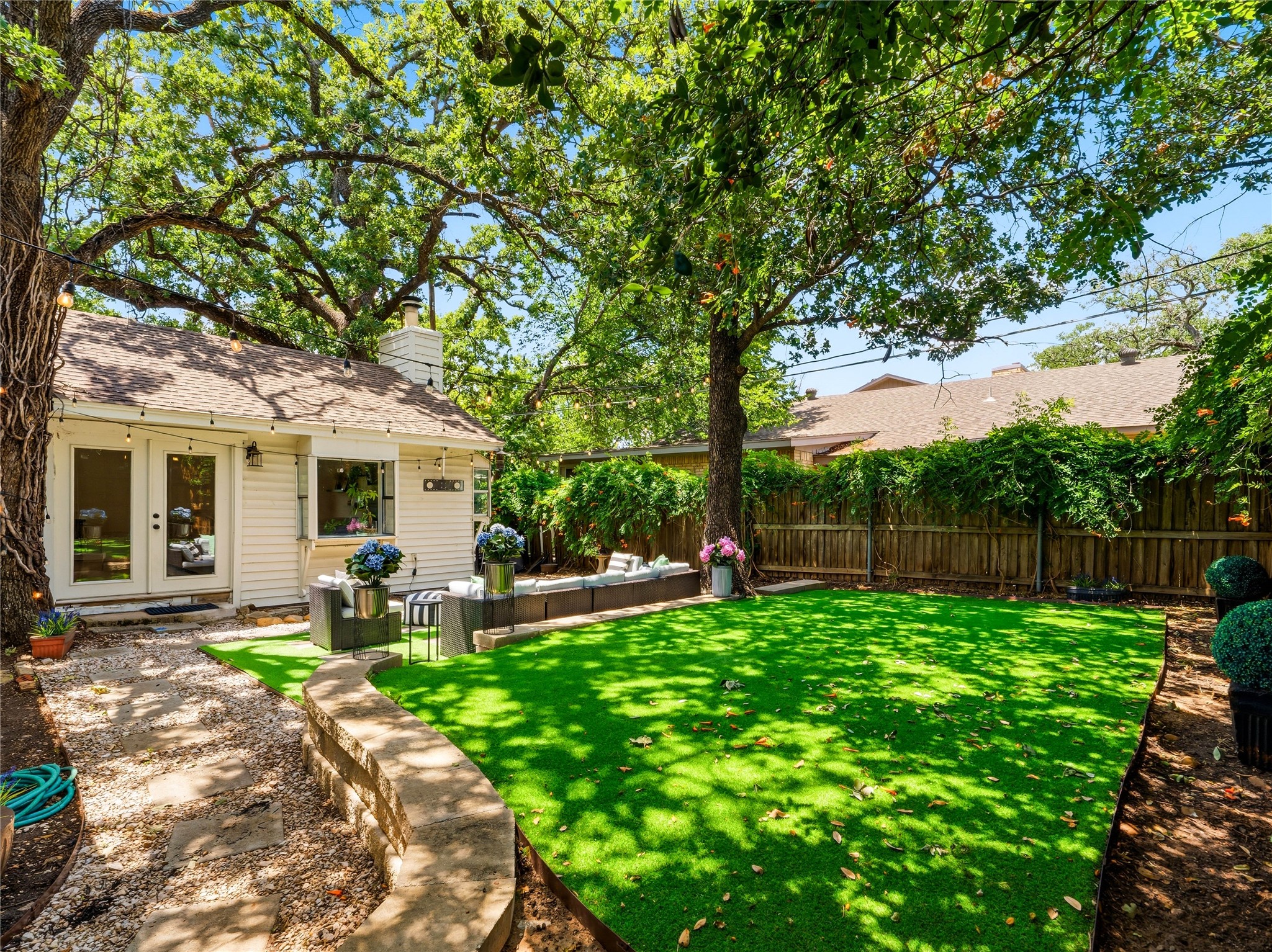 109 Oaktree Drive