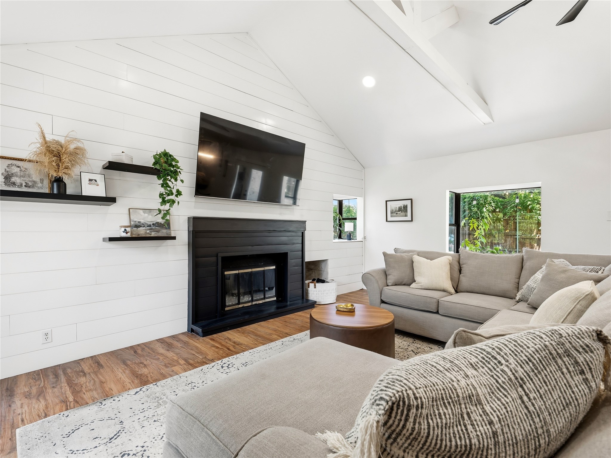 109 Oaktree Drive