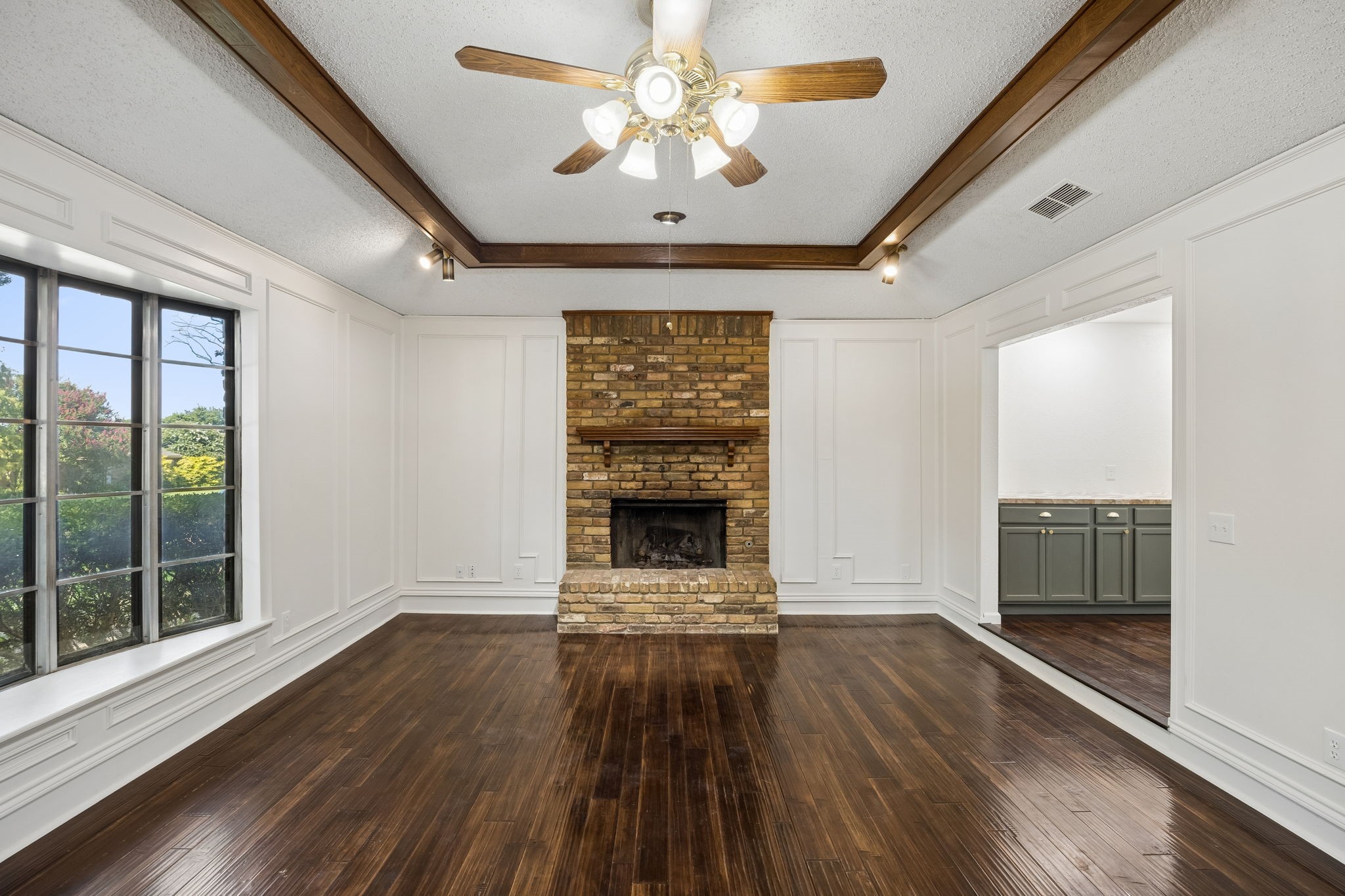 3624 Churchill Lane