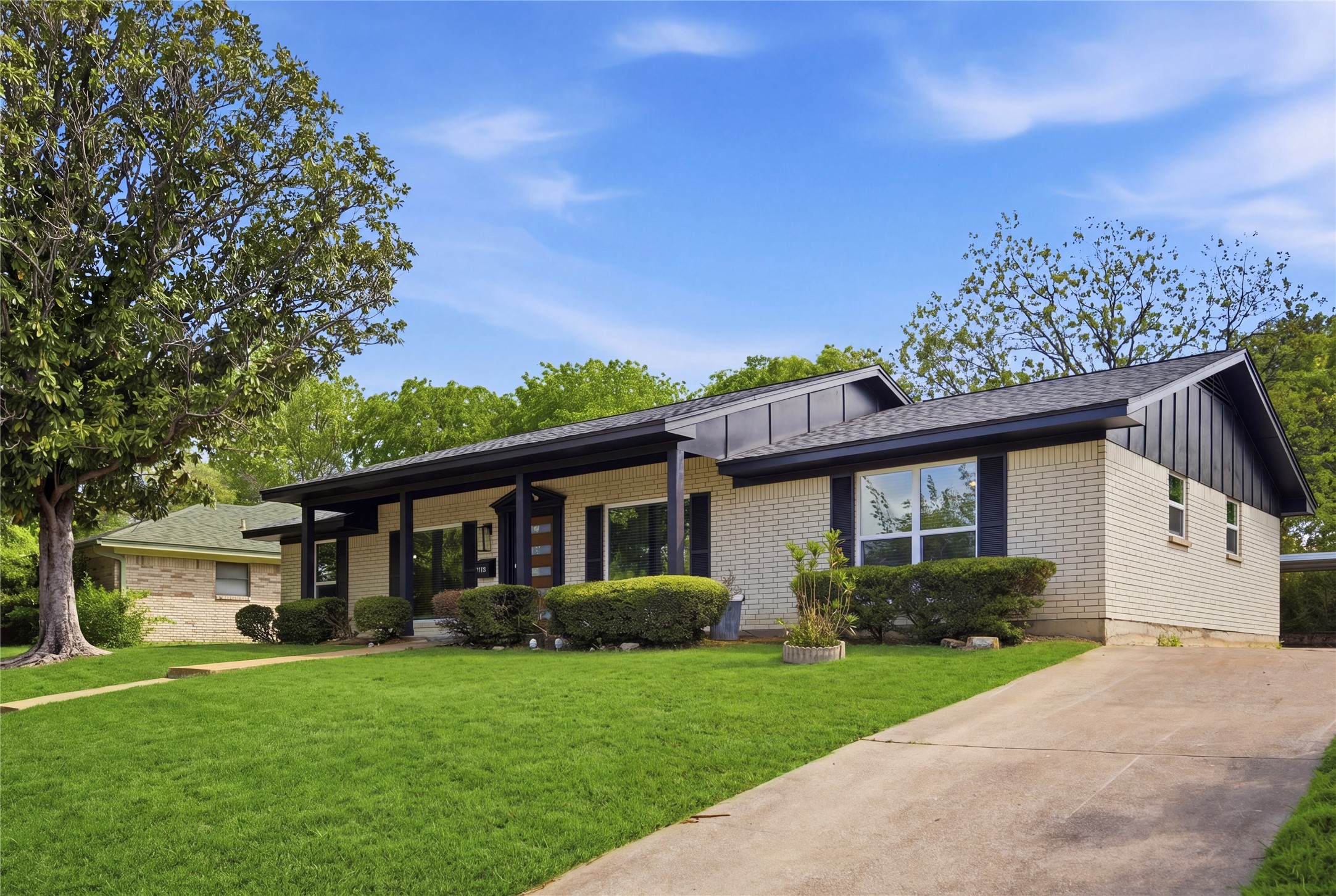 3013 Conejos Drive