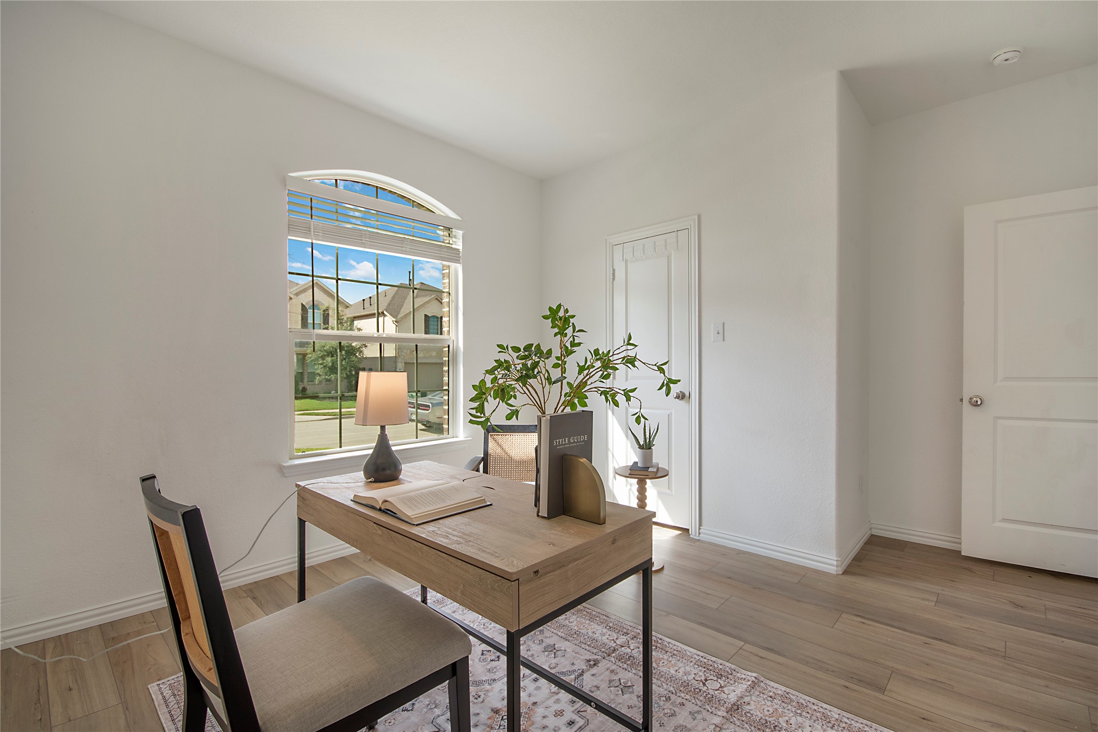 8012 Lindheimer Lane