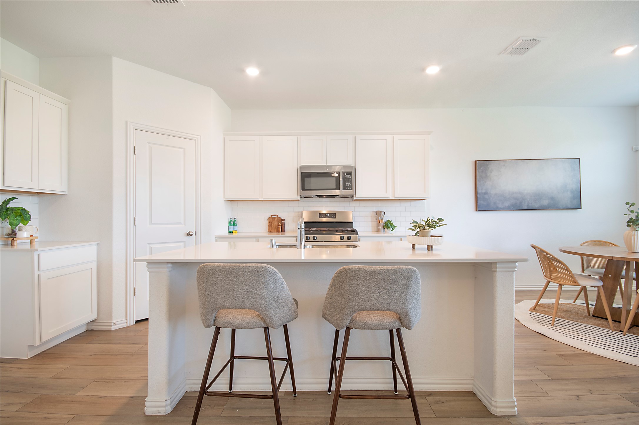 8012 Lindheimer Lane