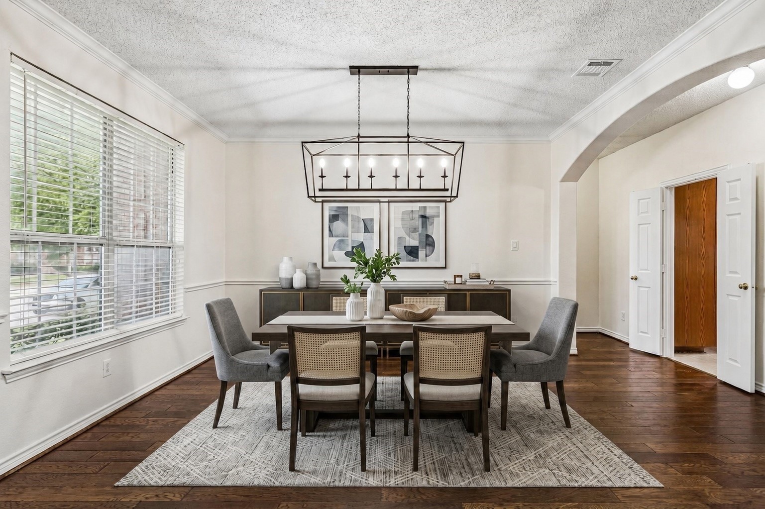 8121 Skyridge Drive