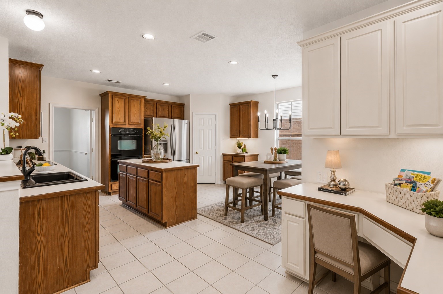 8121 Skyridge Drive