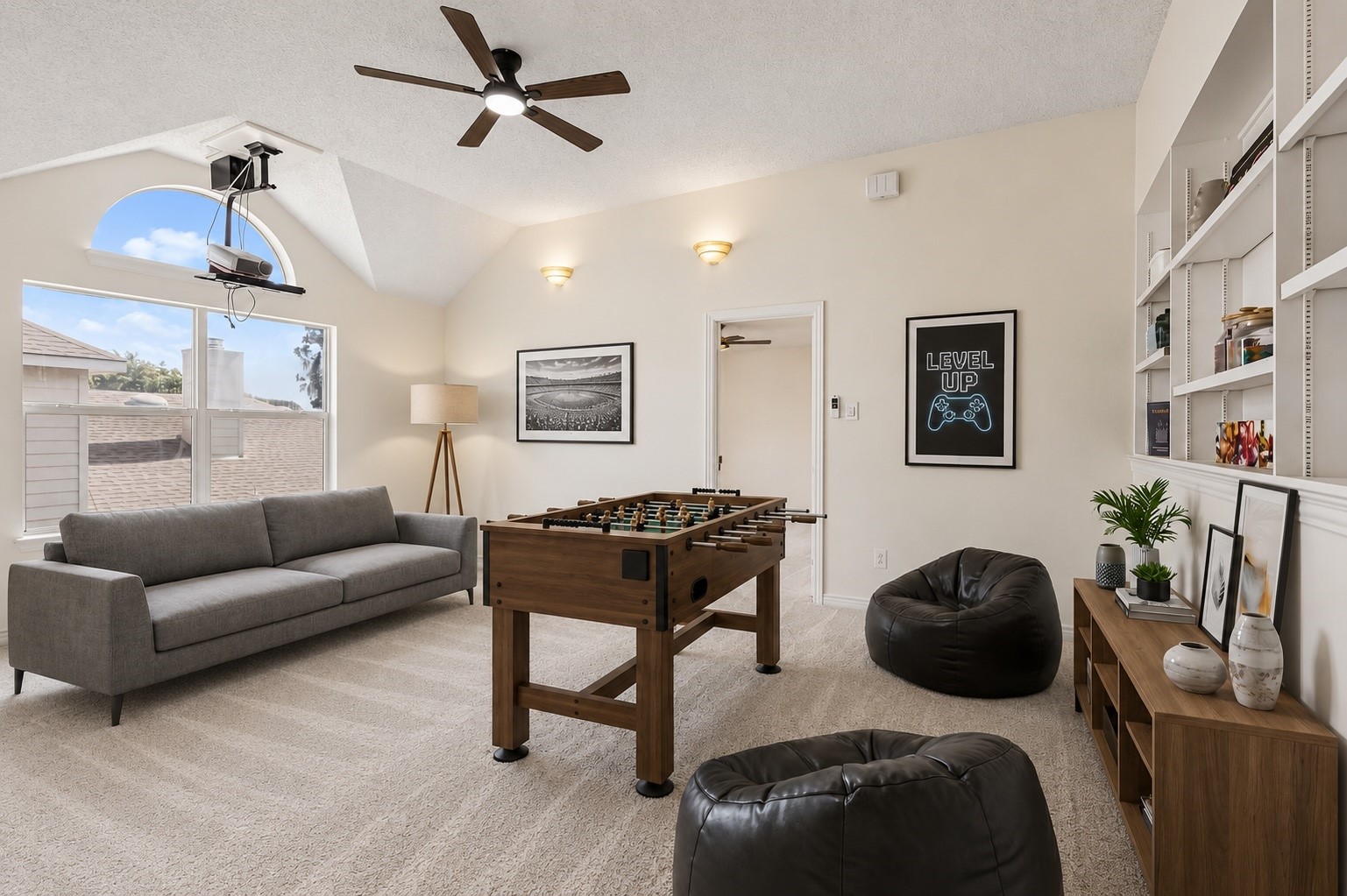 8121 Skyridge Drive