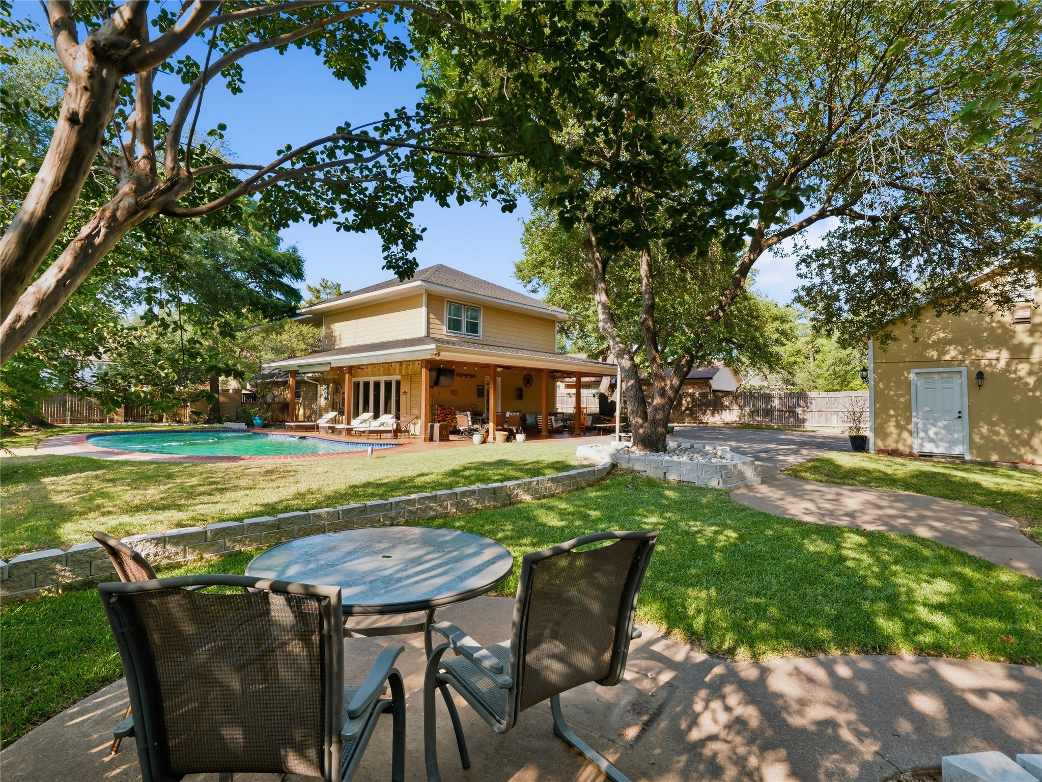 3410 Country Club Road
