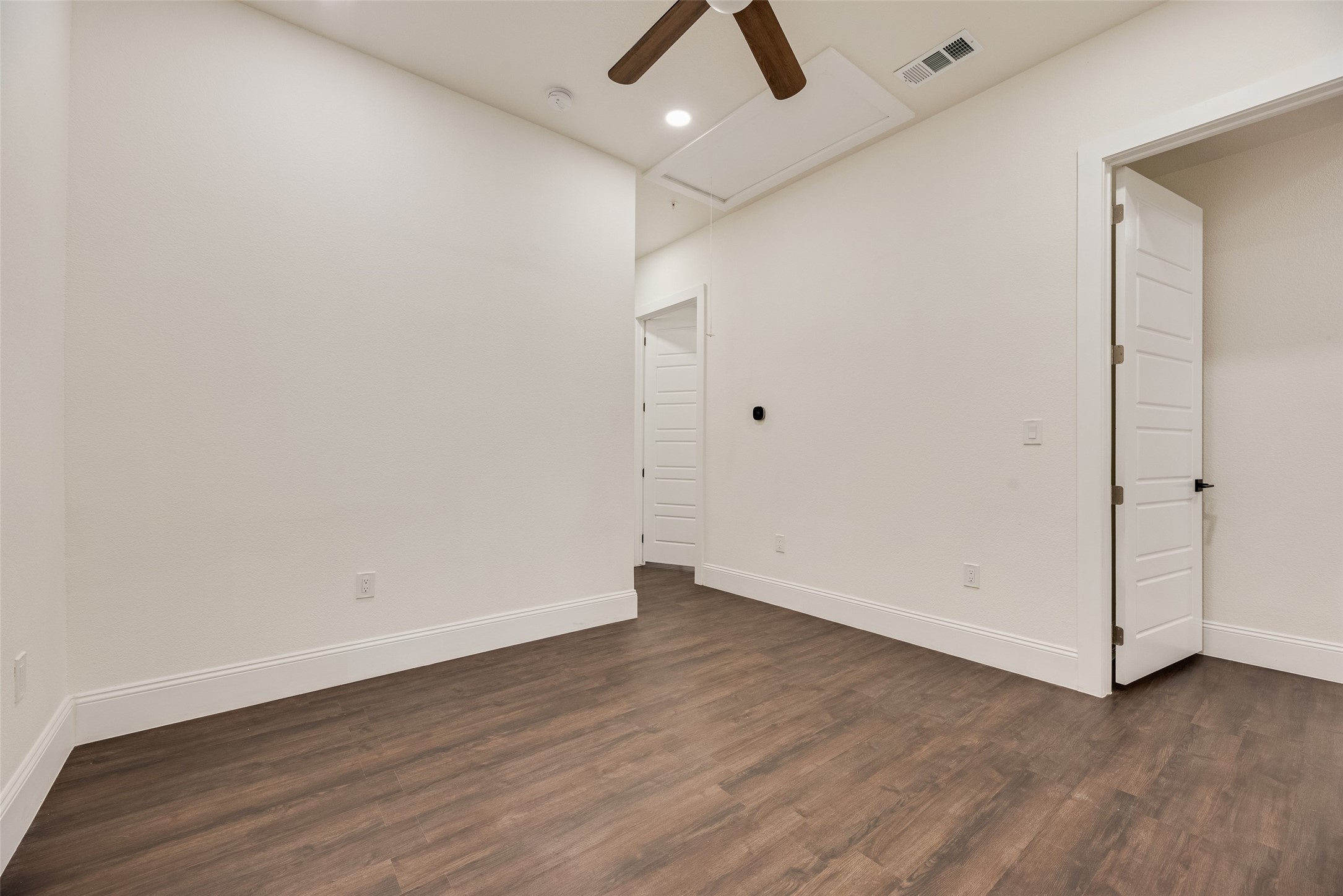 1045 Peppy San Drive